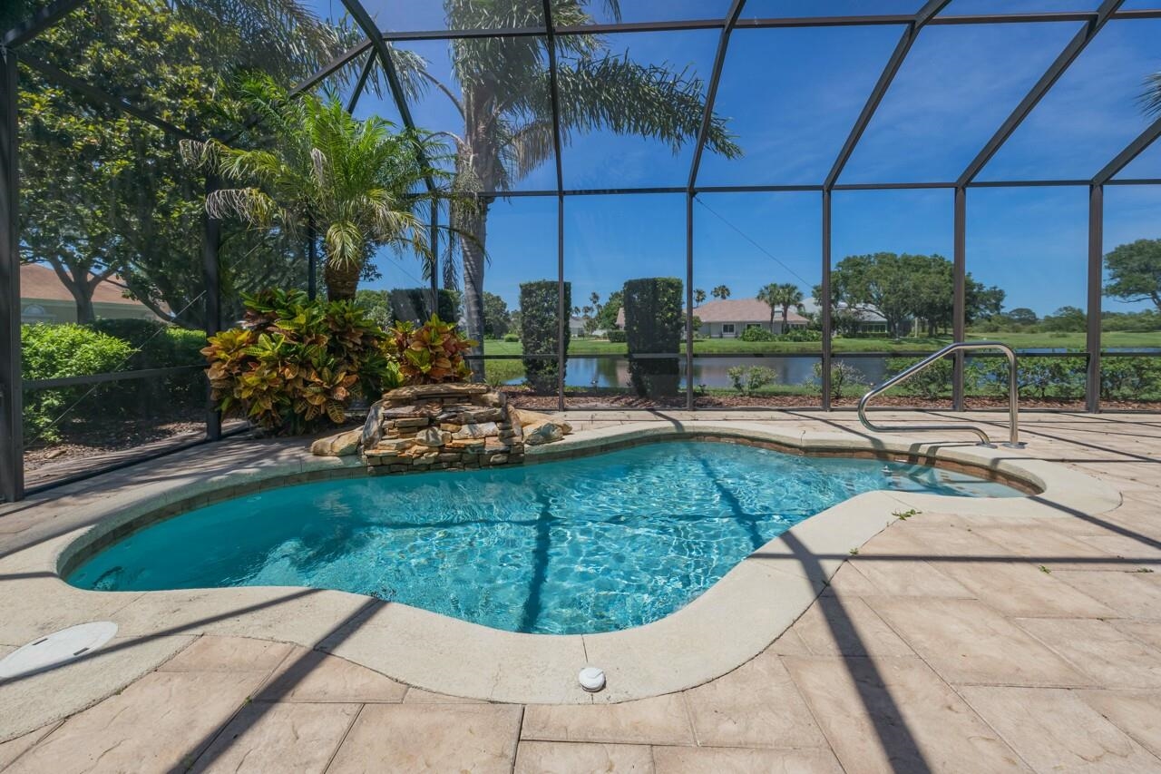253 Marshside Drive North