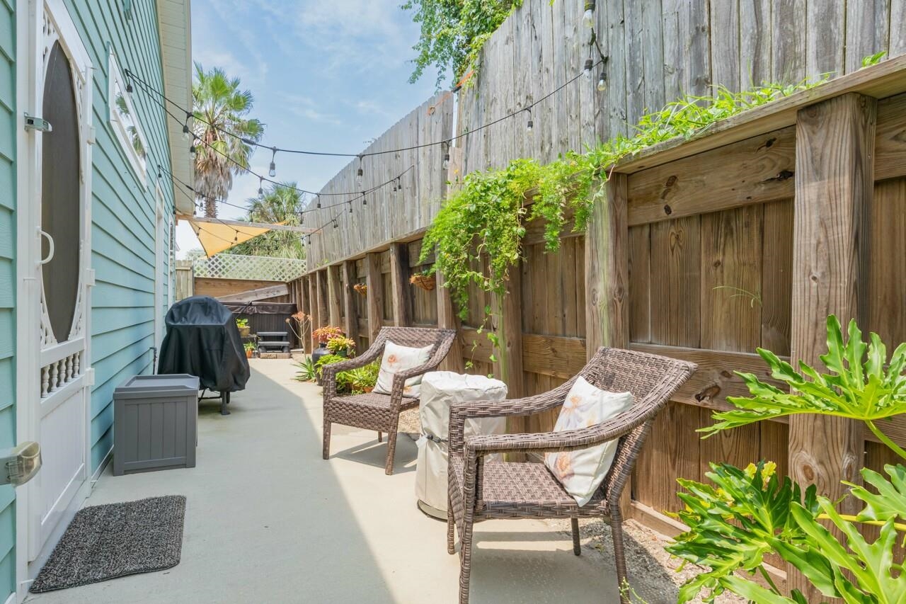 5766 A1A South