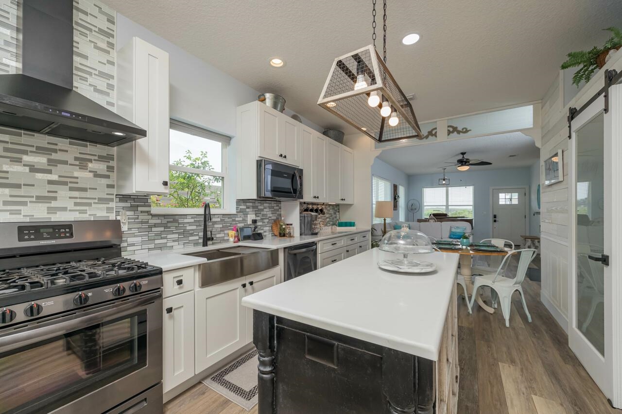 5766 A1A South