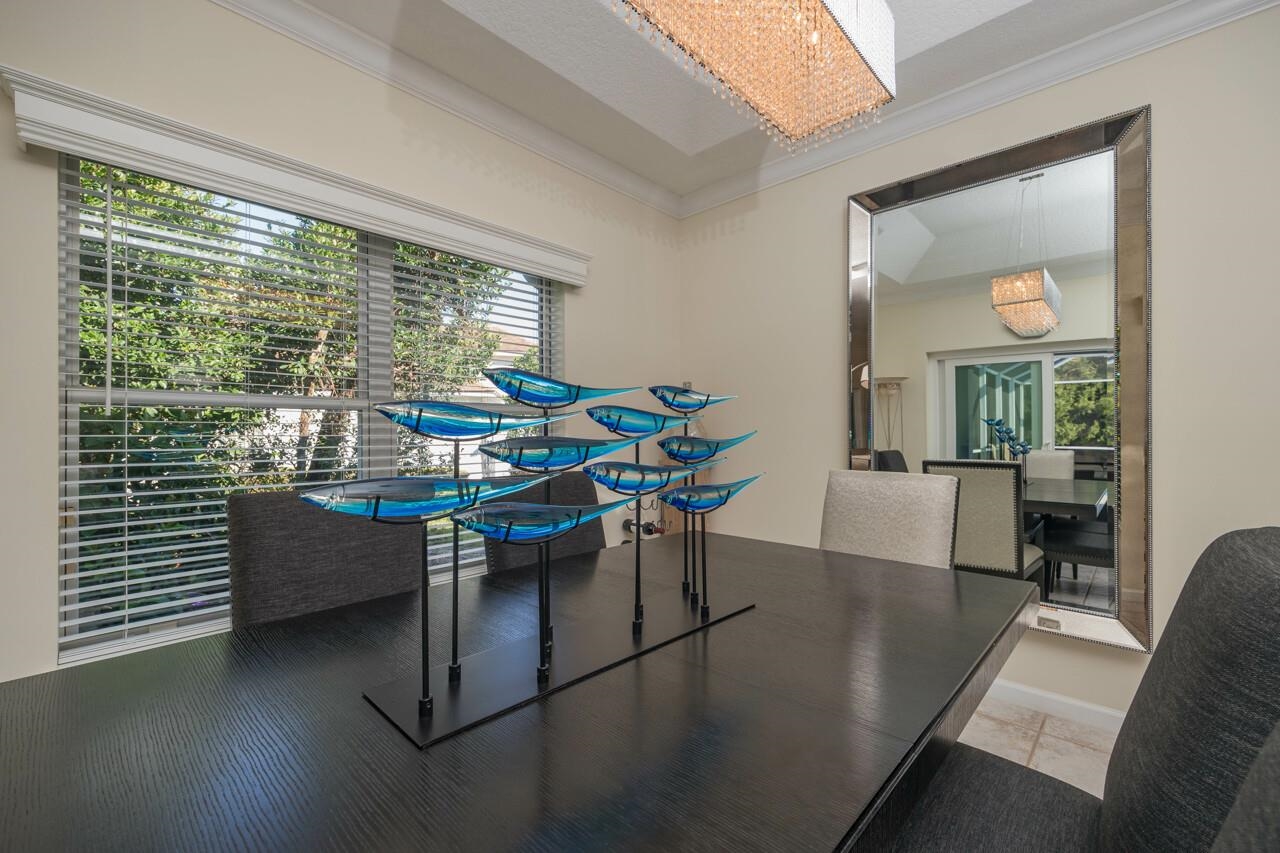 805 Doral Ct