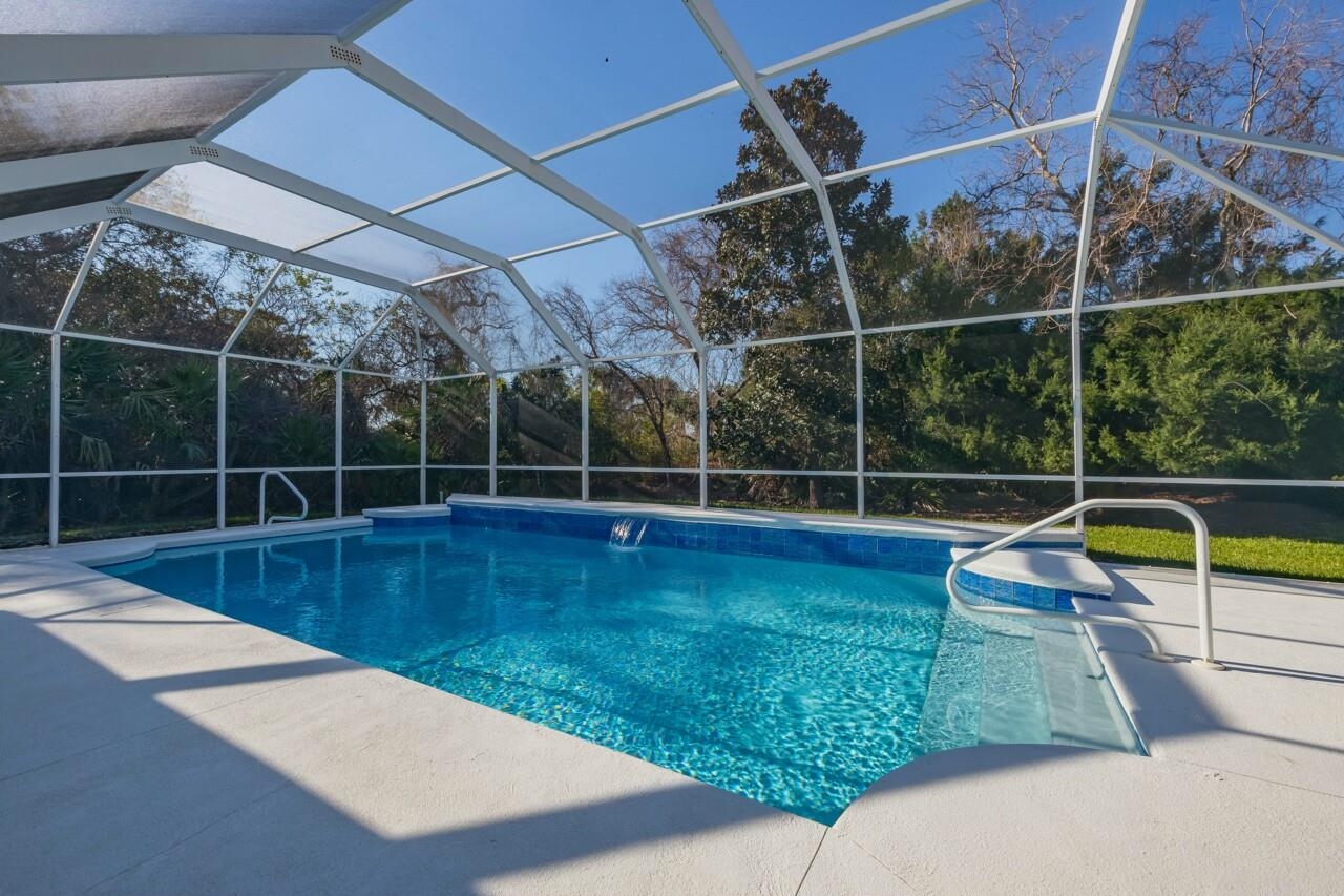 805 Doral Ct