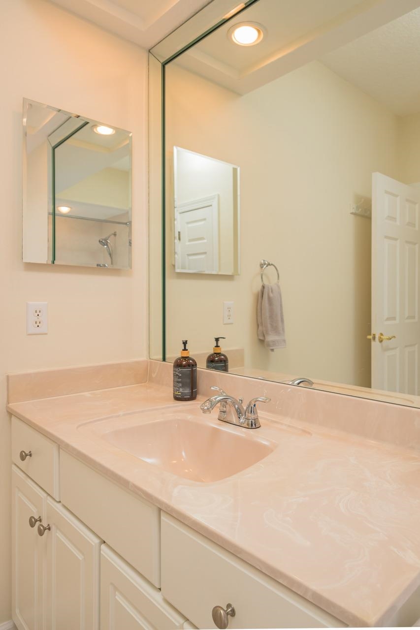 805 Doral Ct