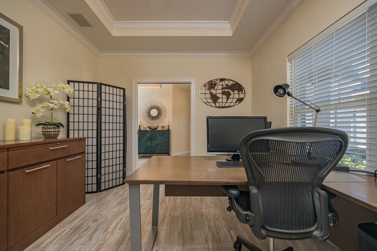 805 Doral Ct