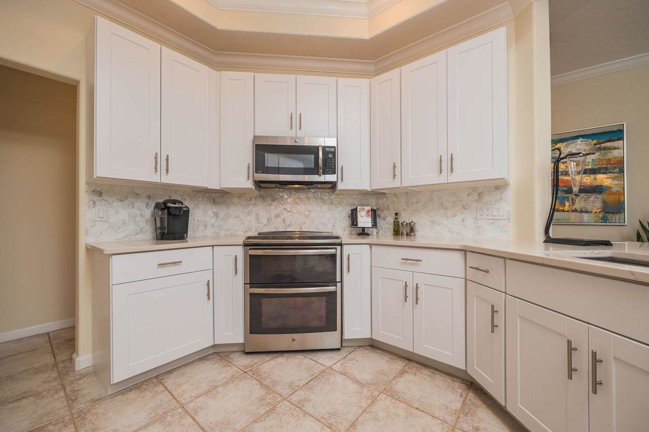 805 Doral Ct