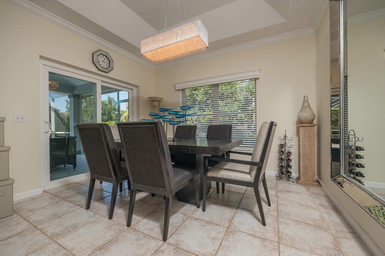 805 Doral Ct