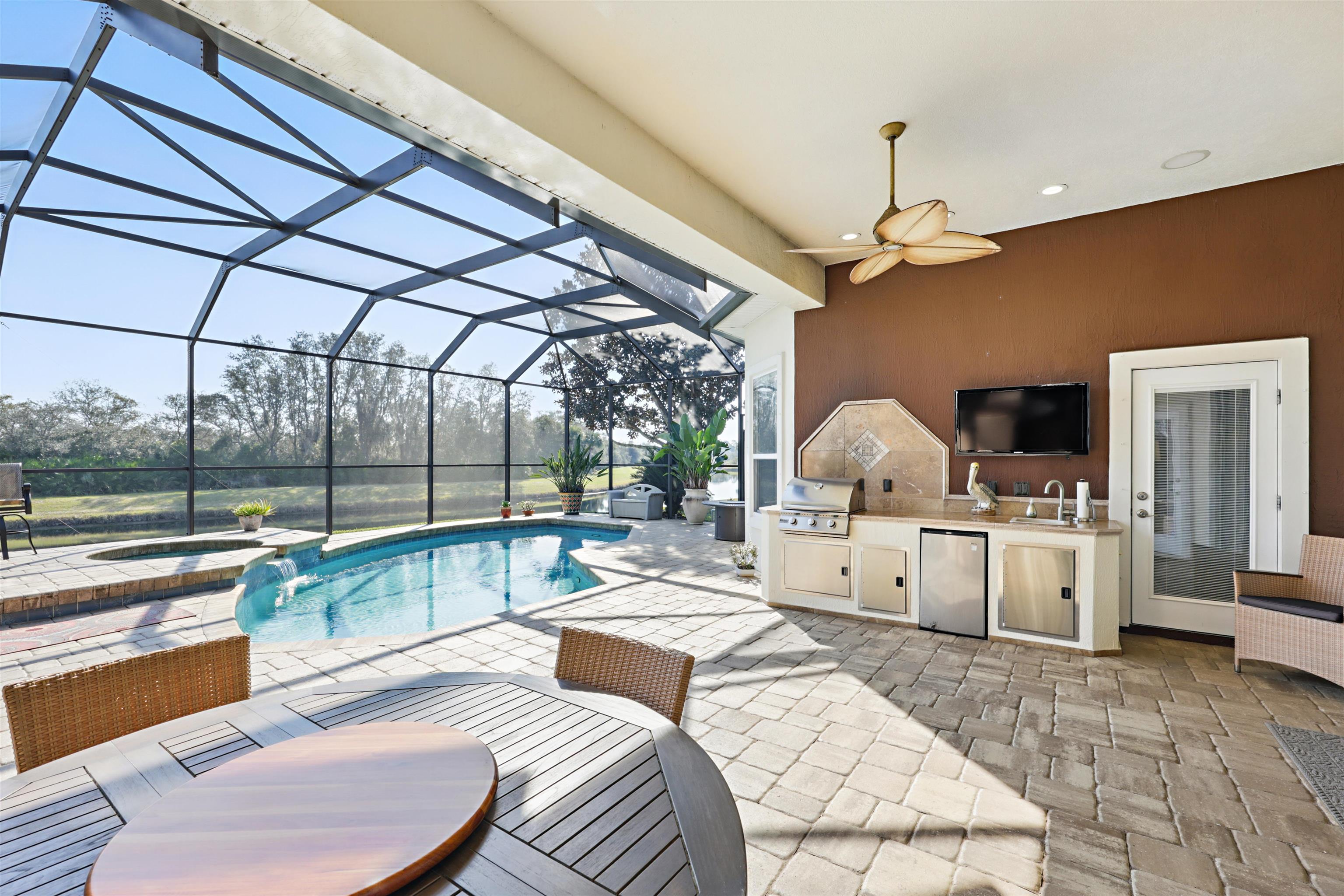 322 Fiddlers Point Dr