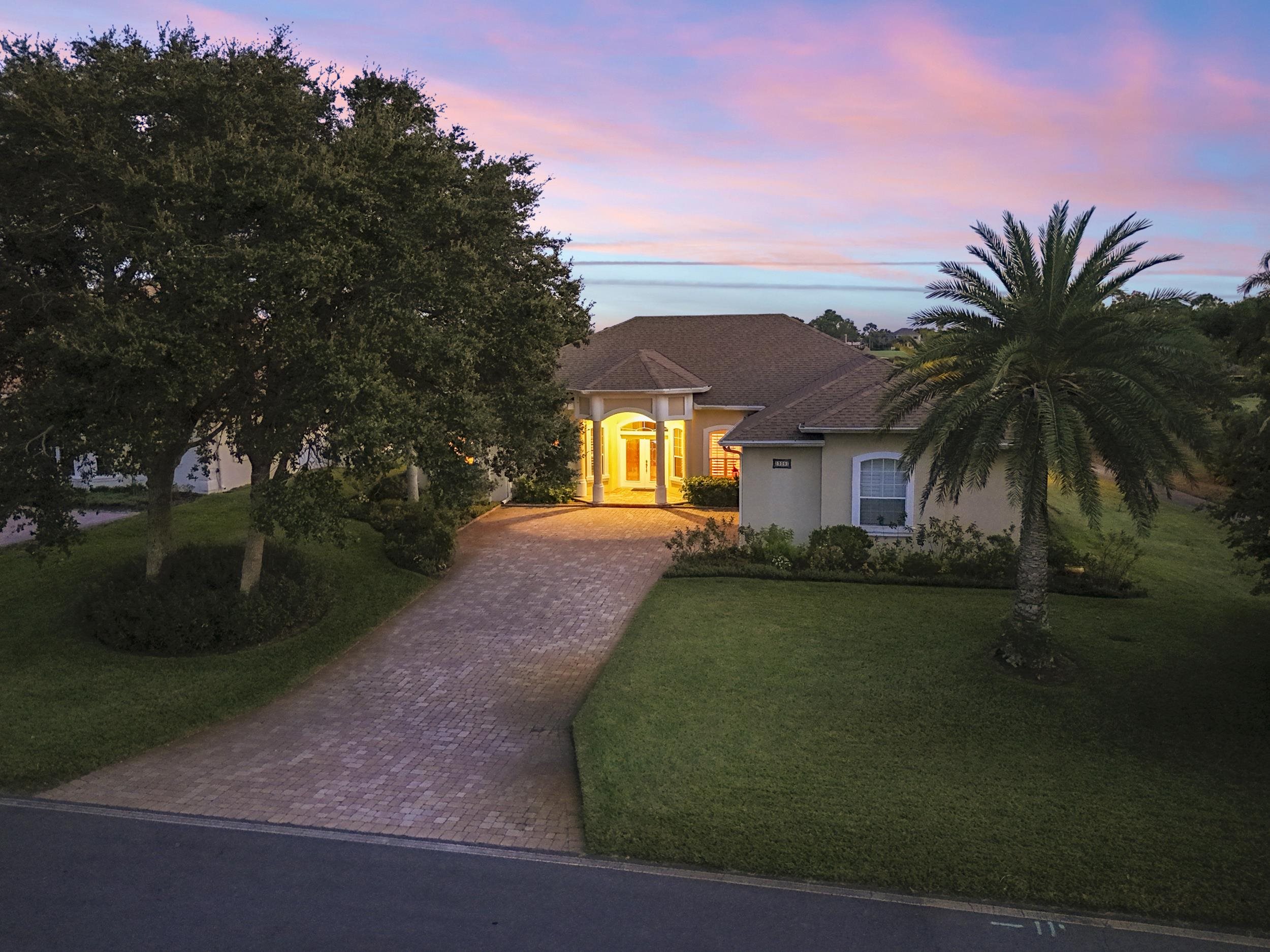 305 Marsh Point Cir