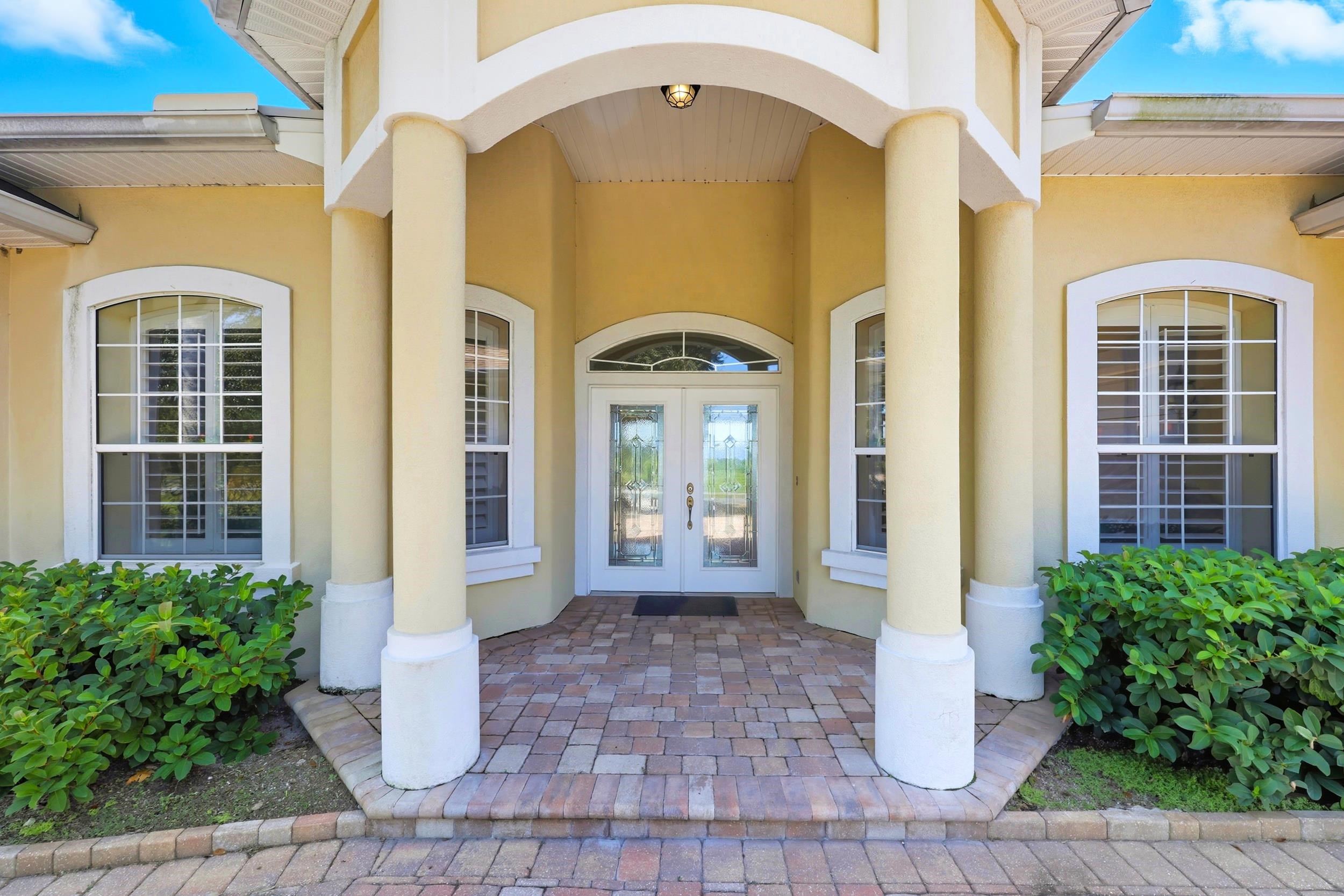 305 Marsh Point Cir