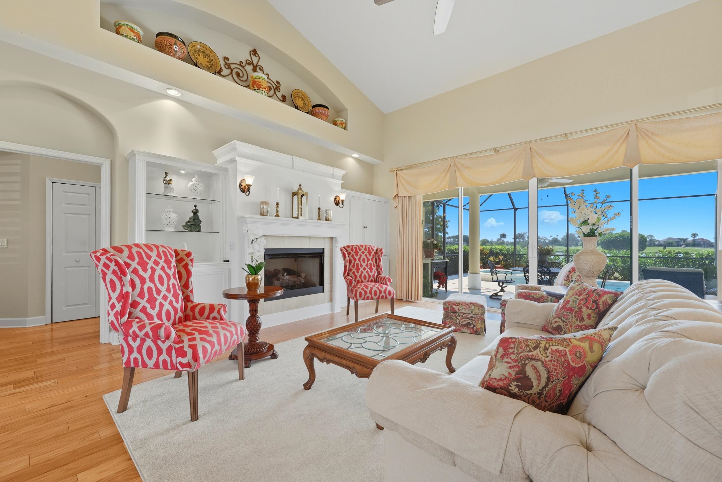 305 Marsh Point Cir