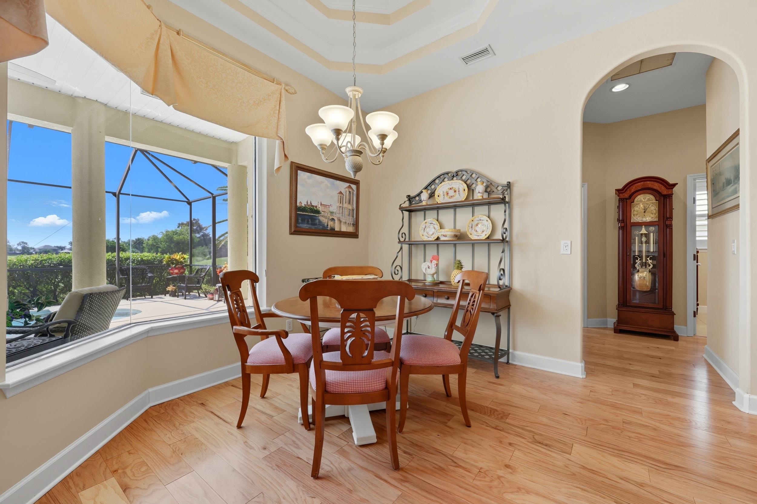305 Marsh Point Cir