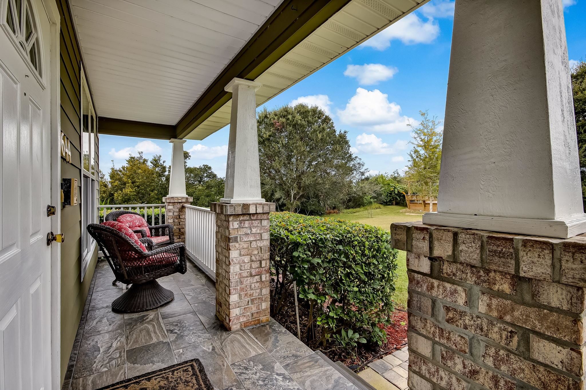 644 Sun Down Cir-Home + Buildable Lot