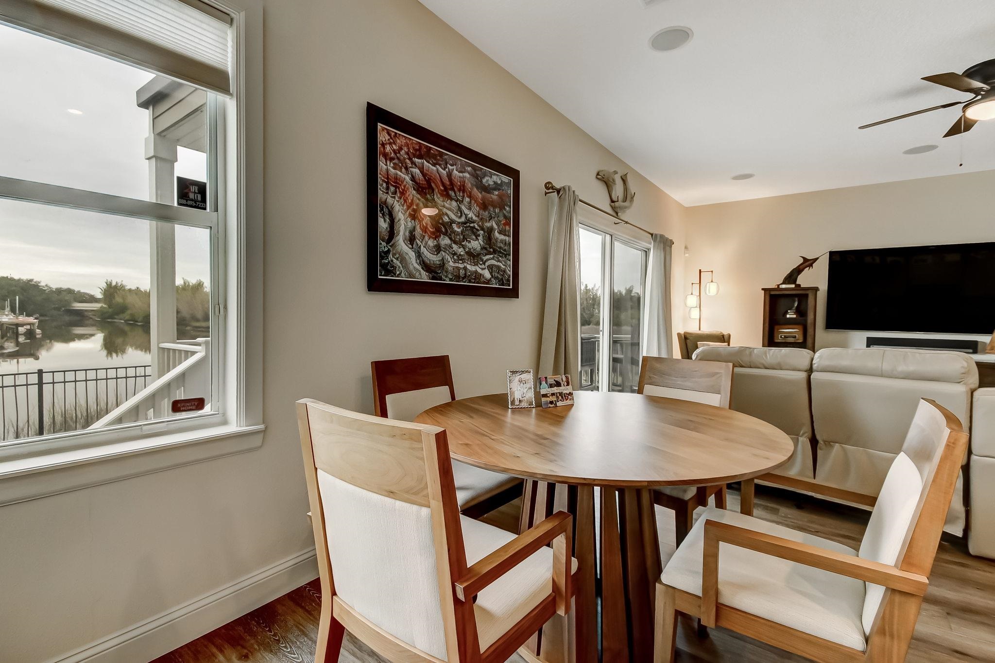 644 Sun Down Cir-Home + Buildable Lot