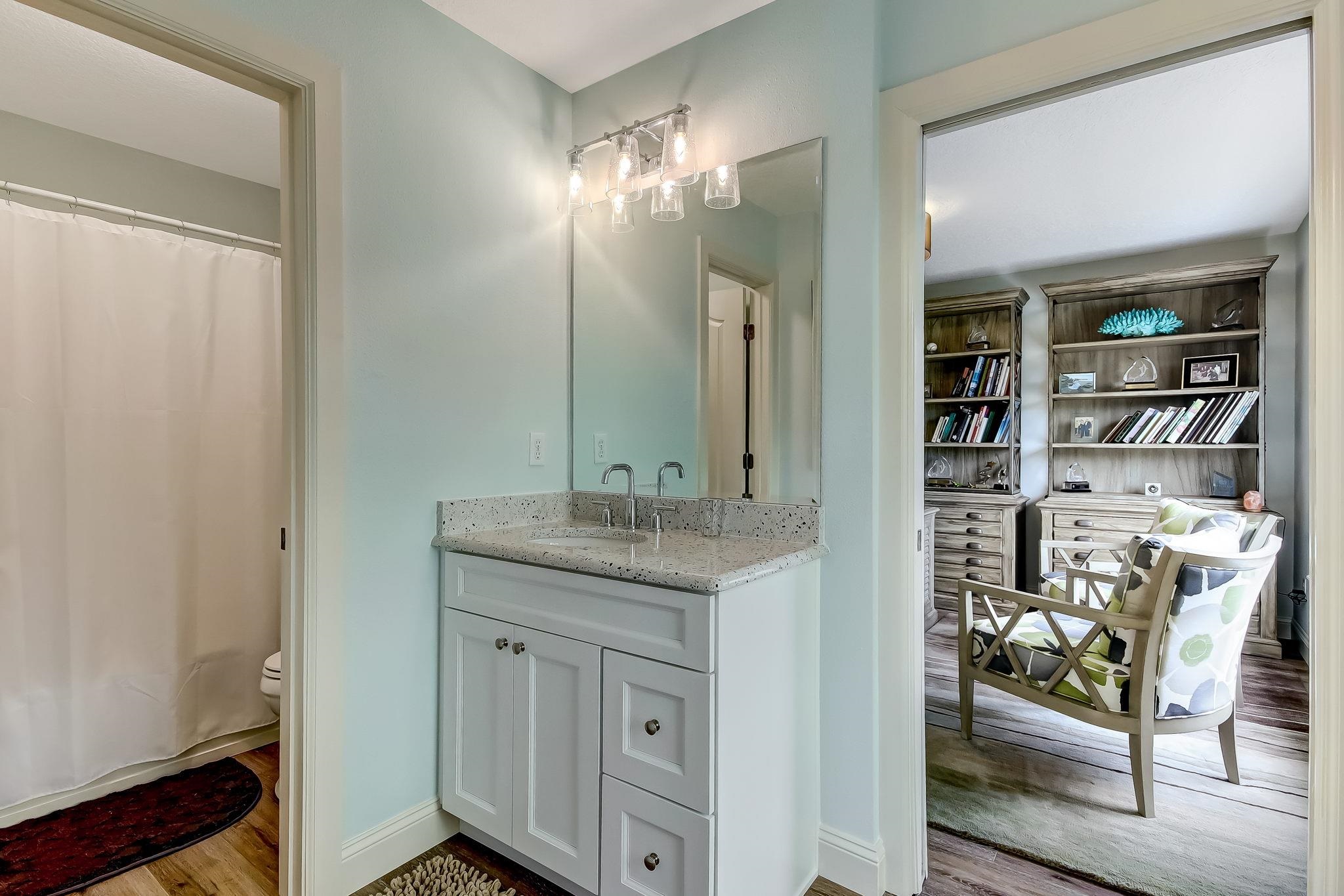 644 Sun Down Cir-Home + Buildable Lot