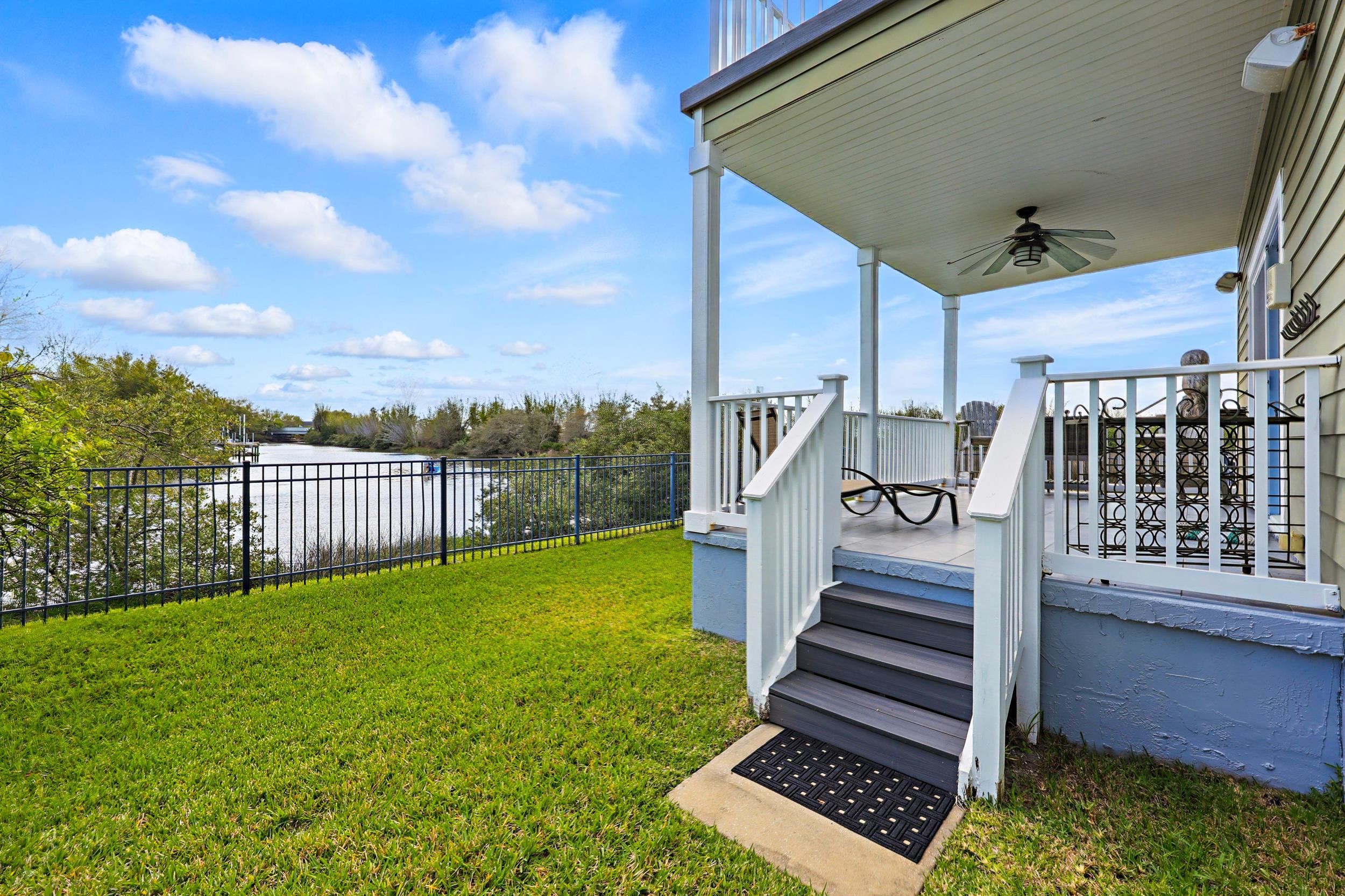 644 Sun Down Cir-Home + Buildable Lot