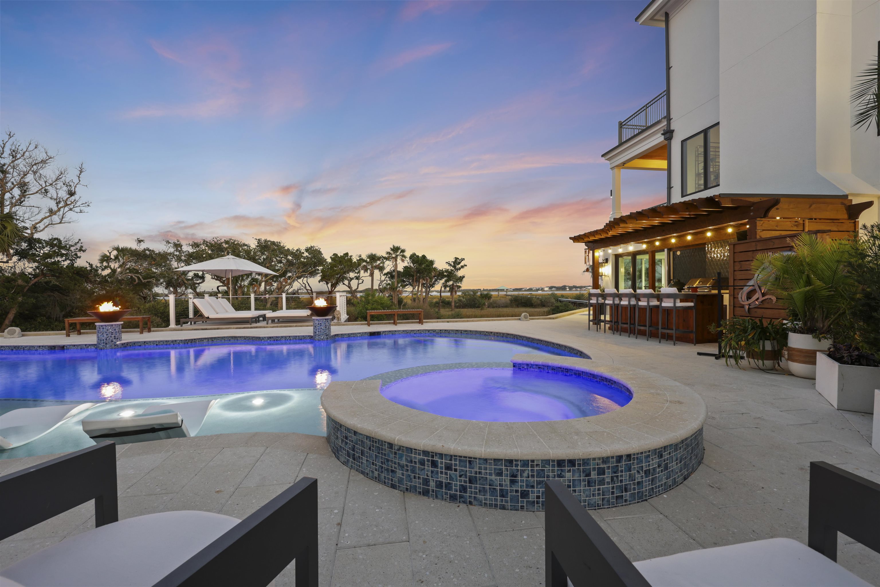 3418 Lands End Dr