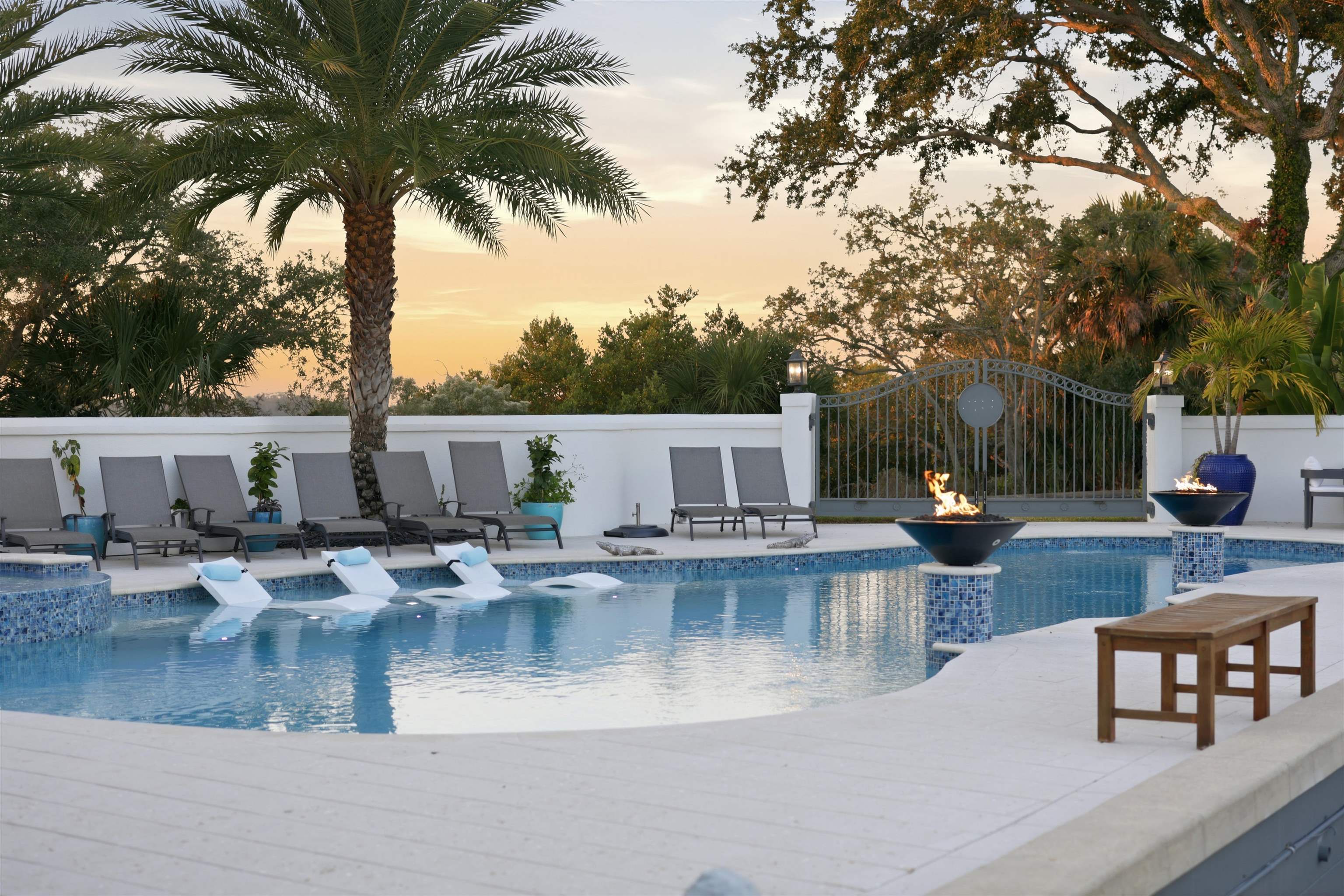 3418 Lands End Dr