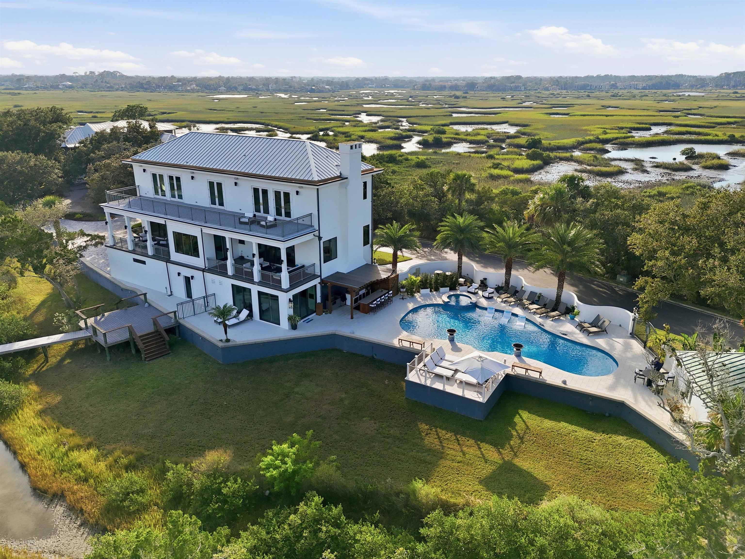 3418 Lands End Dr