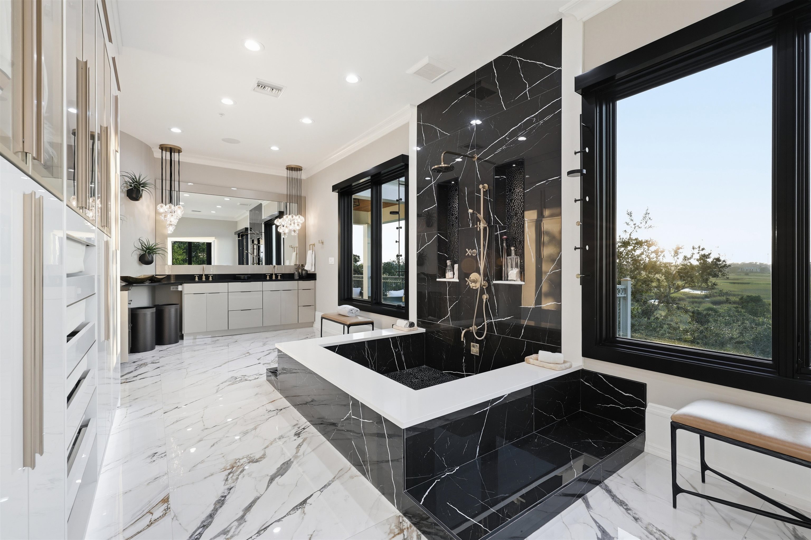 3418 Lands End Dr