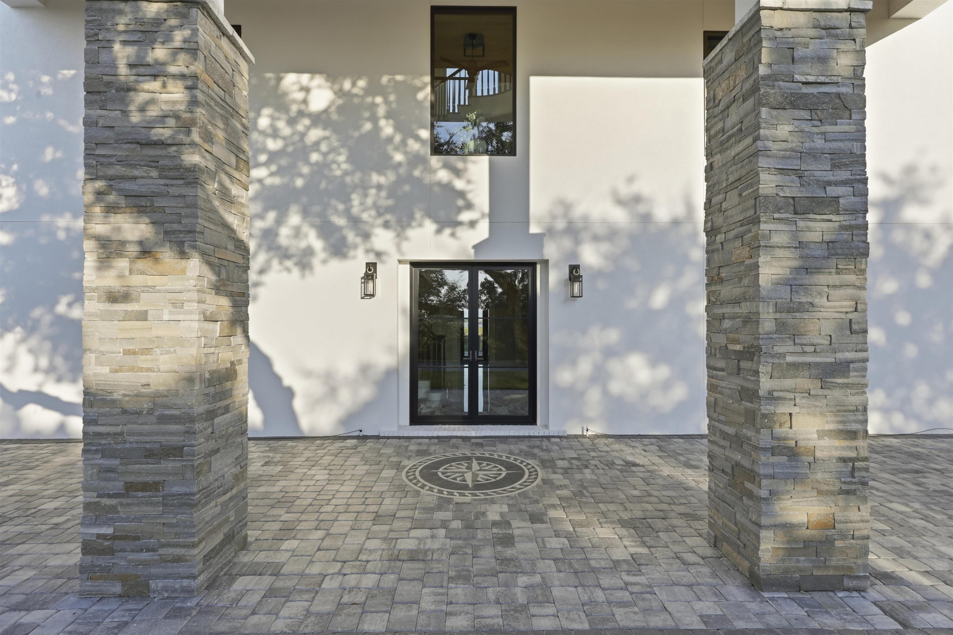 3418 Lands End Dr