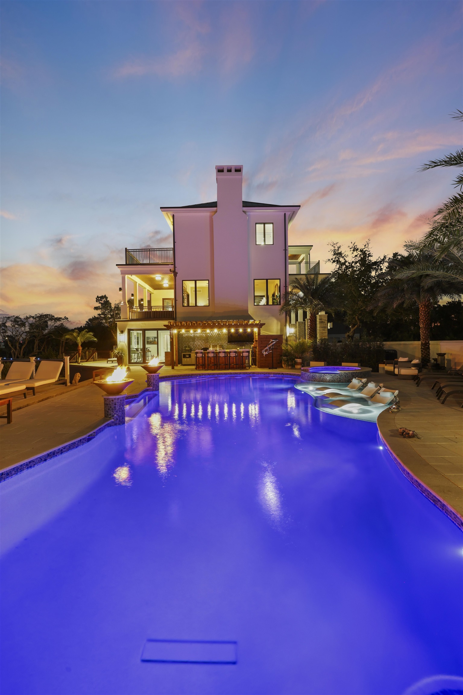 3418 Lands End Dr
