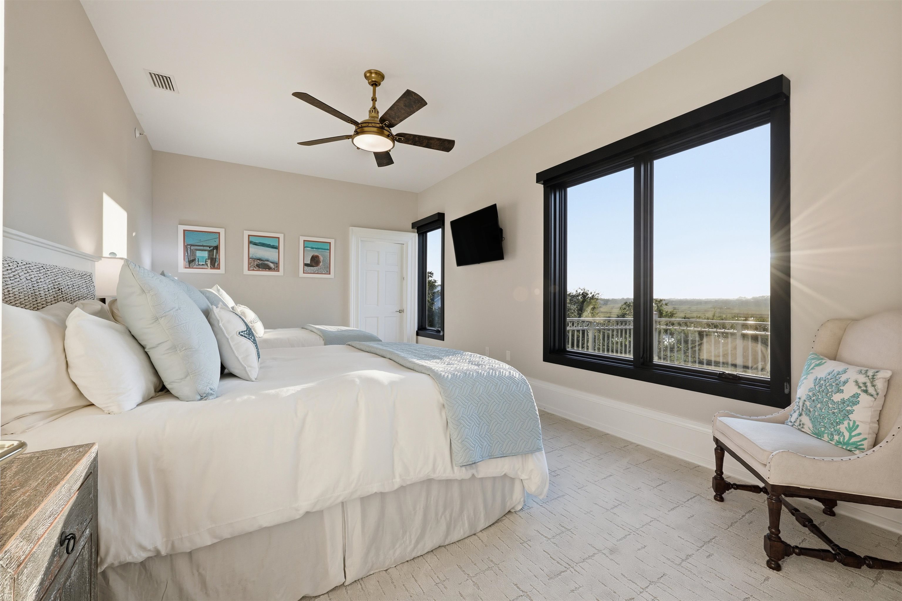 3418 Lands End Dr