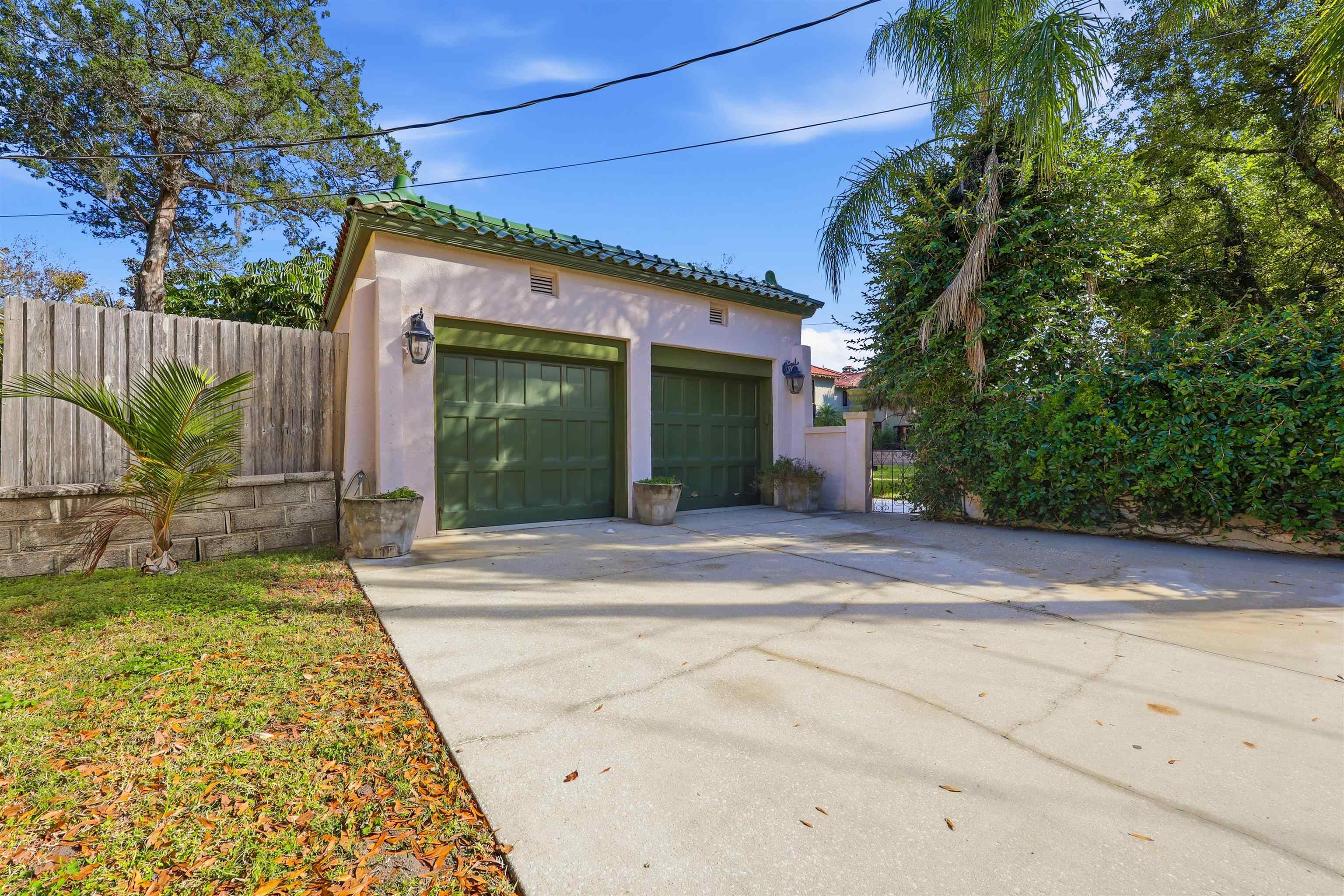 124 Marine St