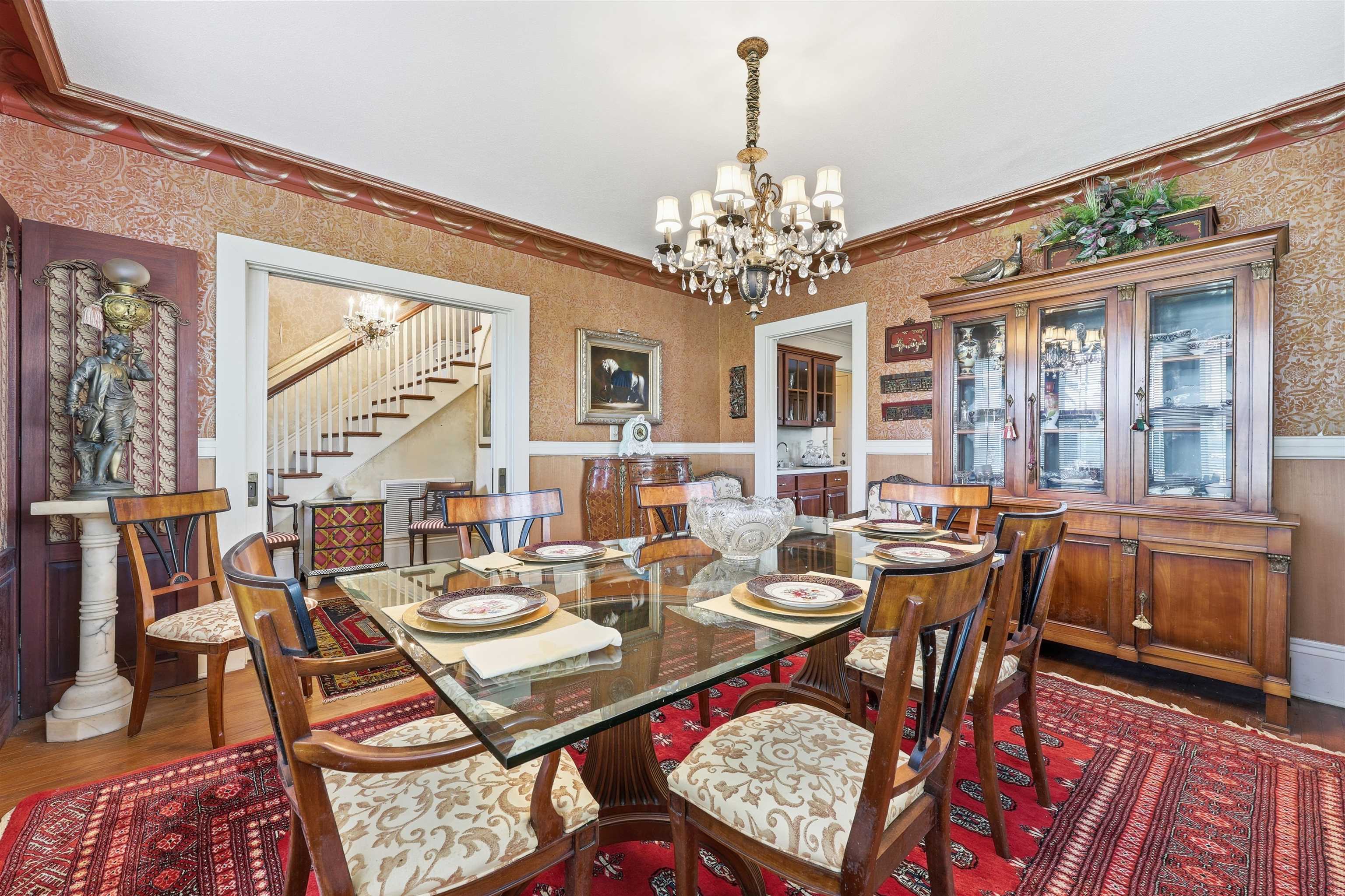 124 Marine St