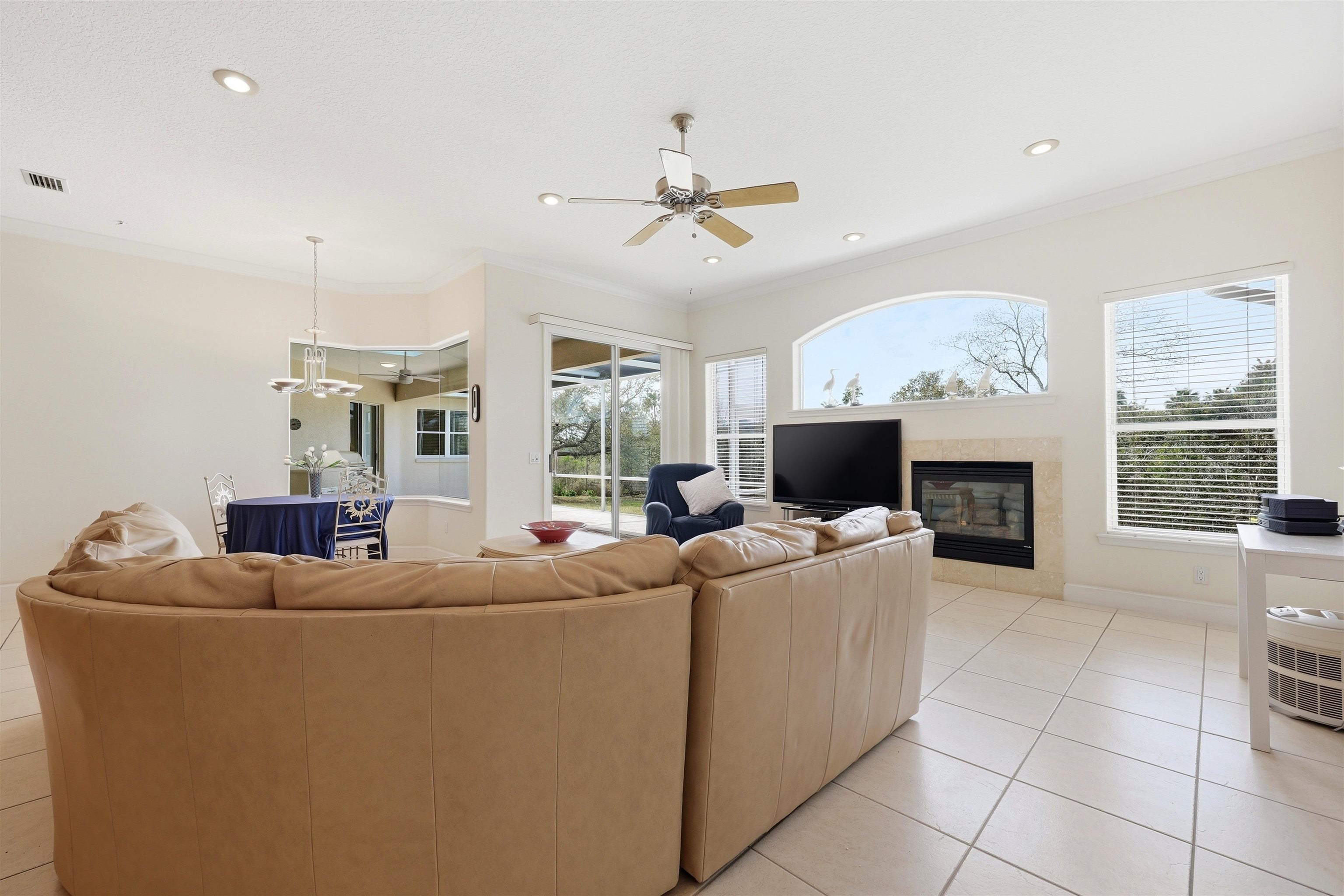 249 Fiddlers Point Dr