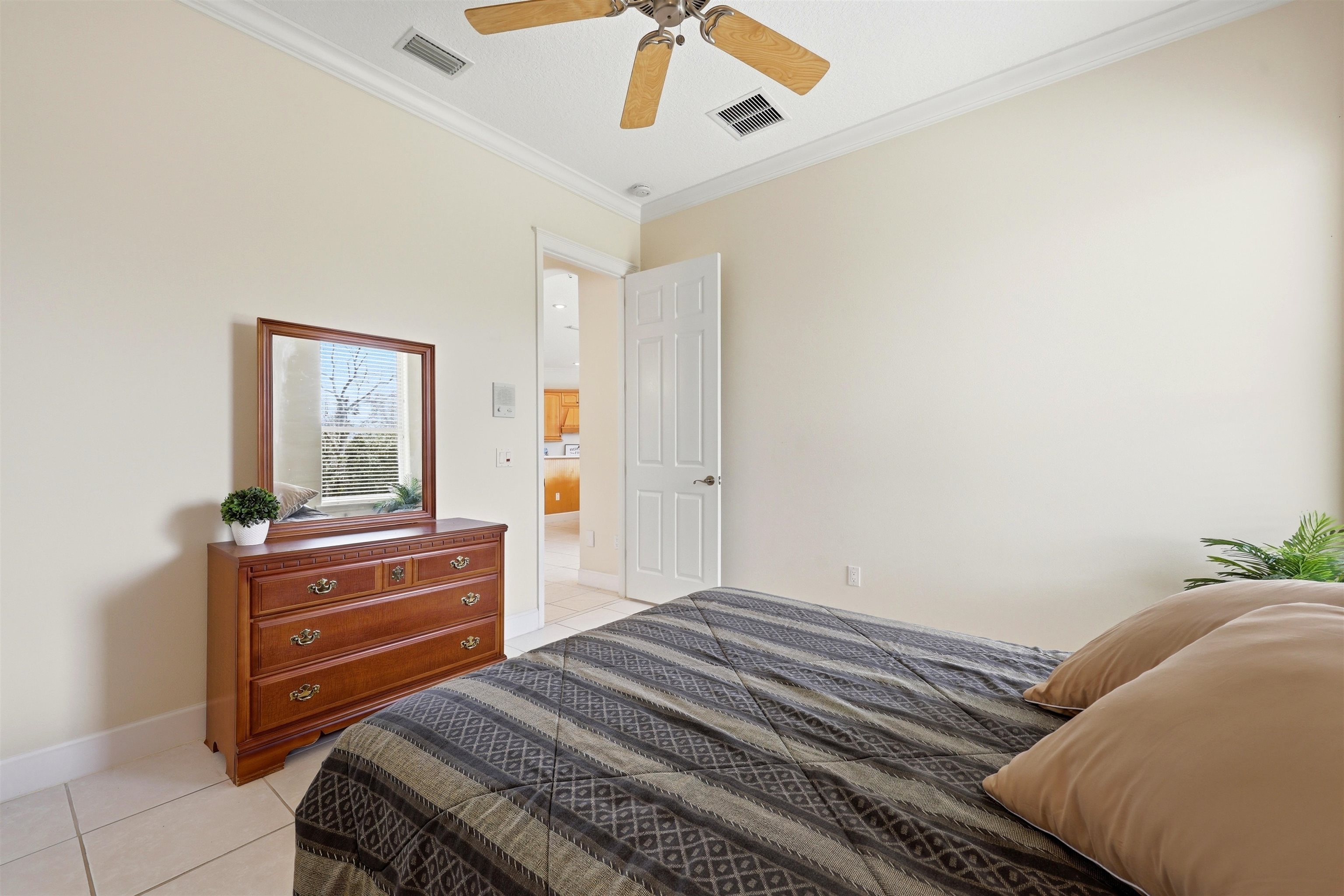 249 Fiddlers Point Dr