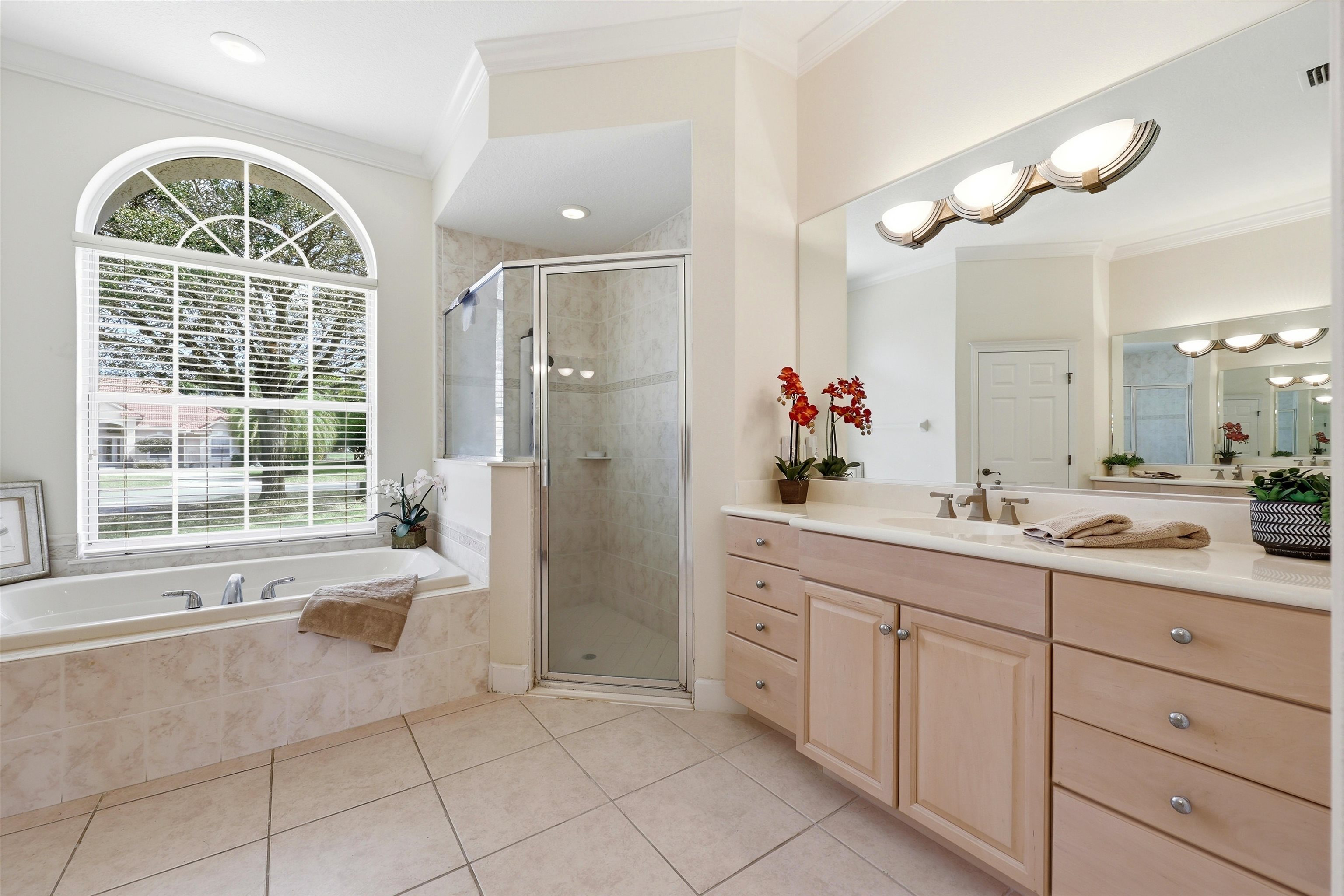 249 Fiddlers Point Dr