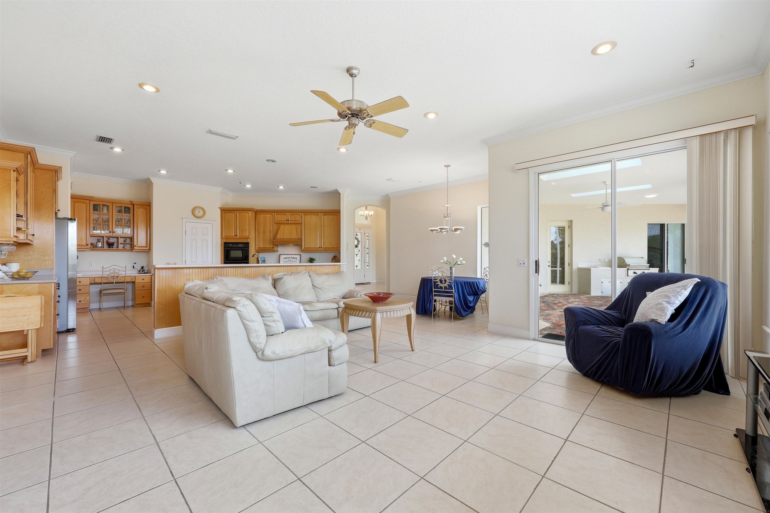 249 Fiddlers Point Dr