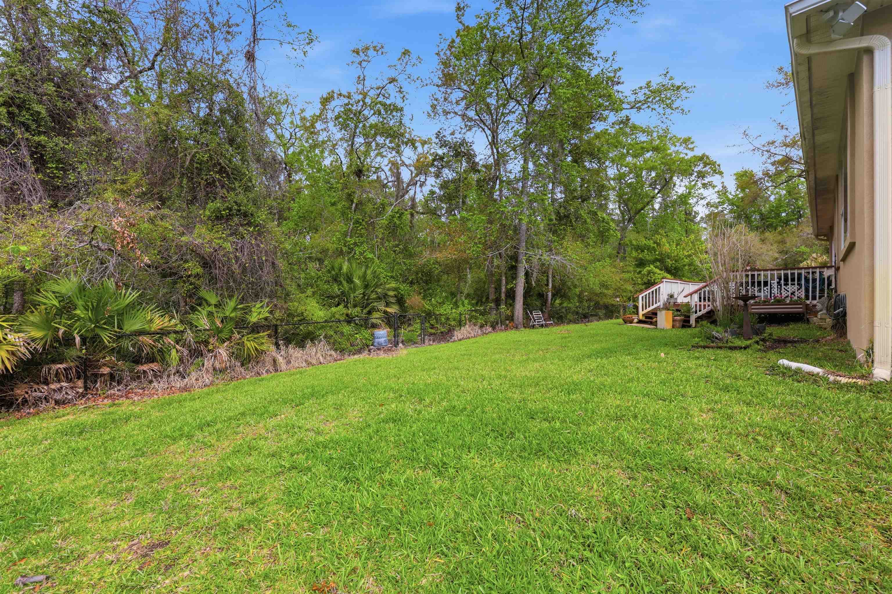 417 Leotta Dr