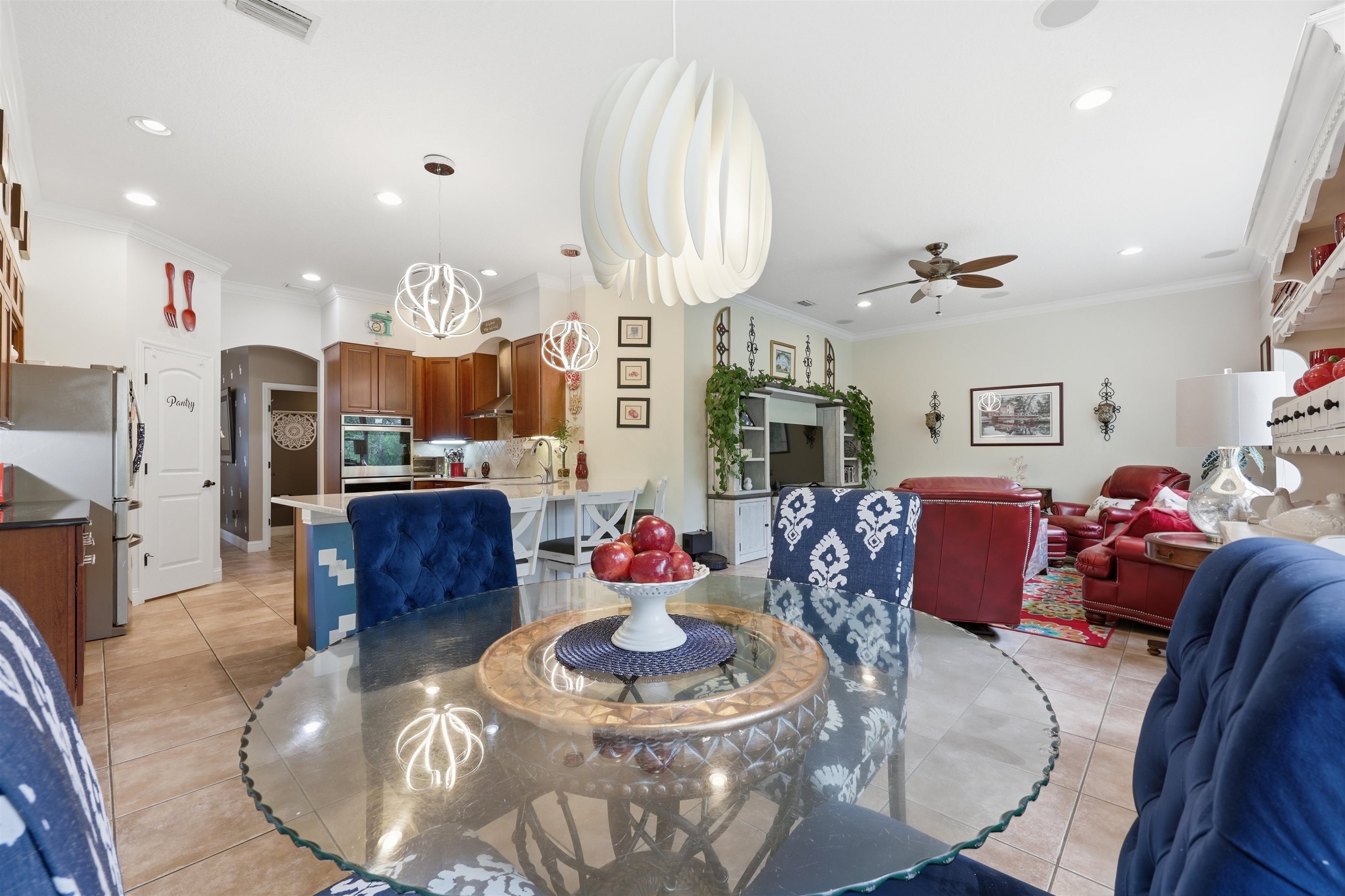 417 Leotta Dr