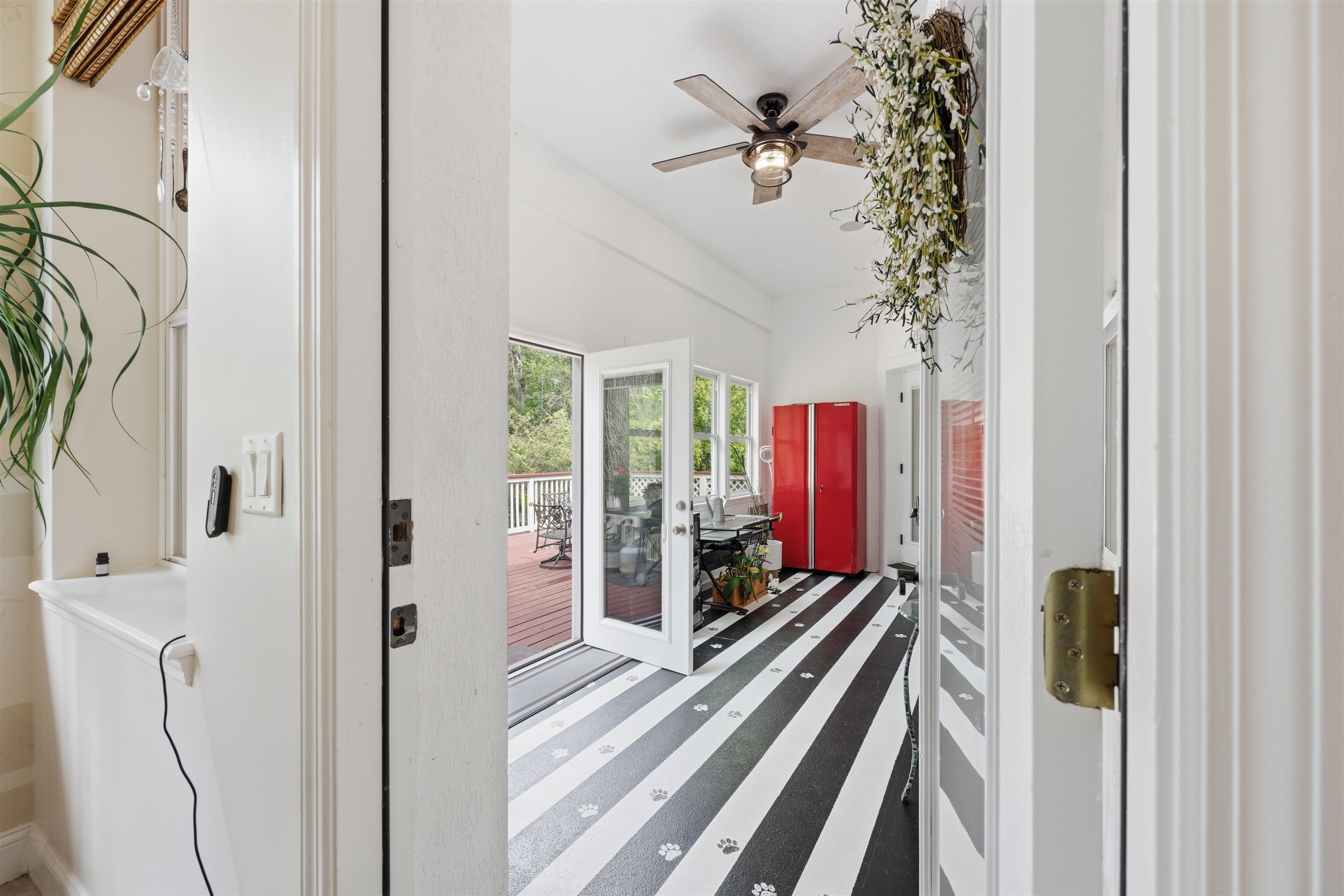 417 Leotta Dr