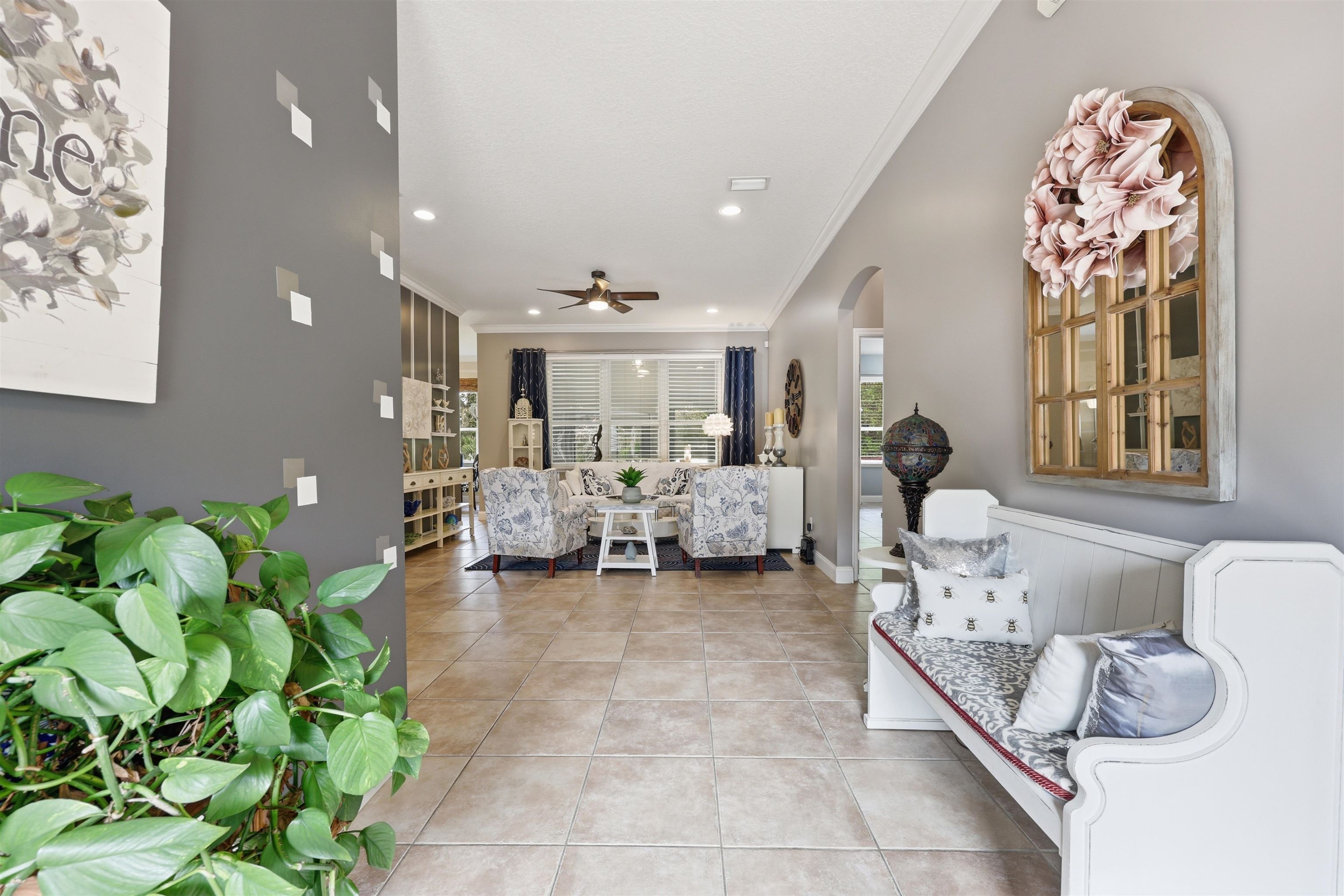 417 Leotta Dr