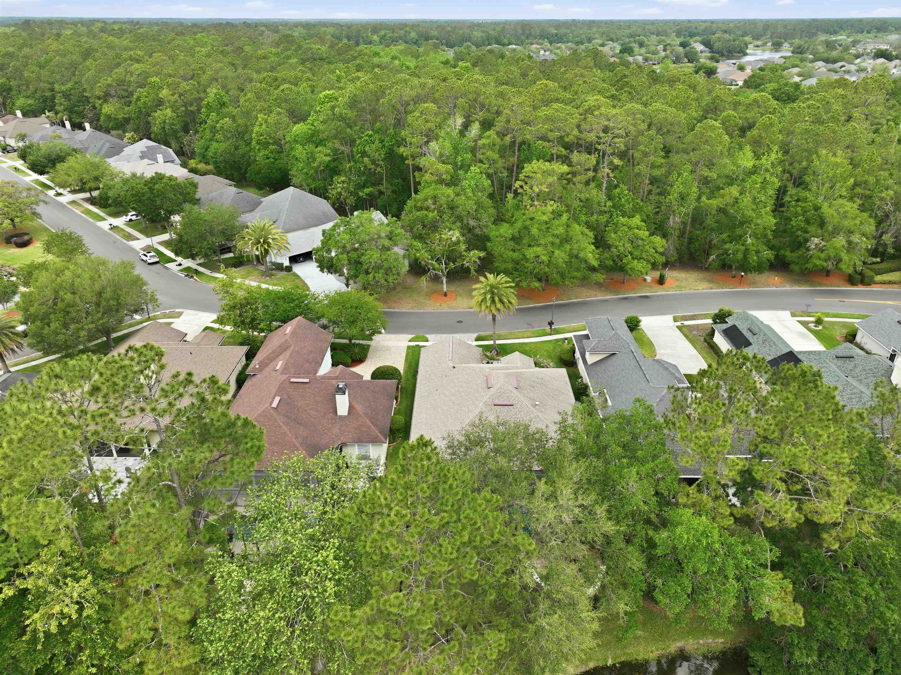 121 Edge Of Woods Rd