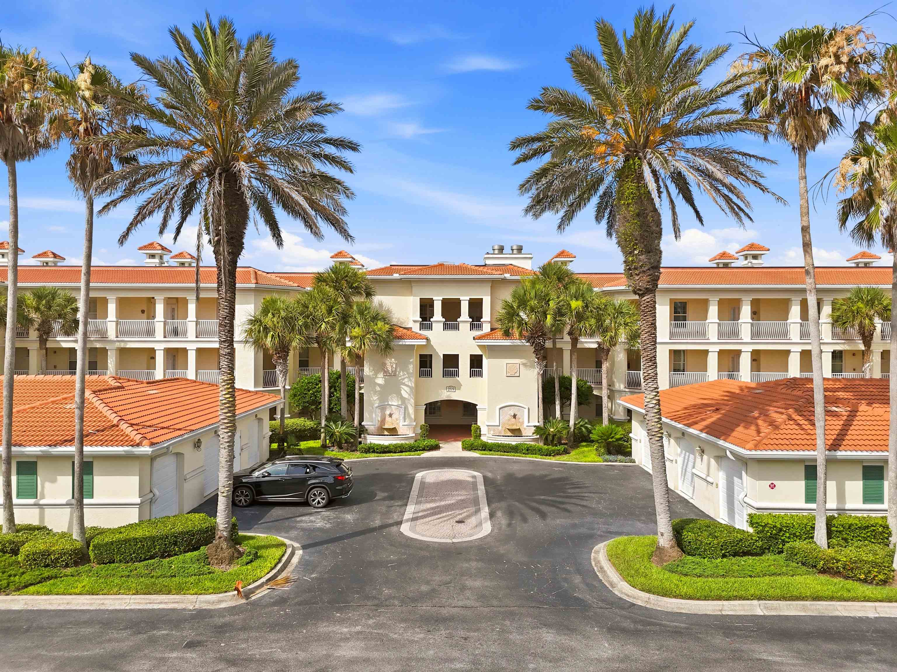 215 S Ocean Grande Dr Unit: 103