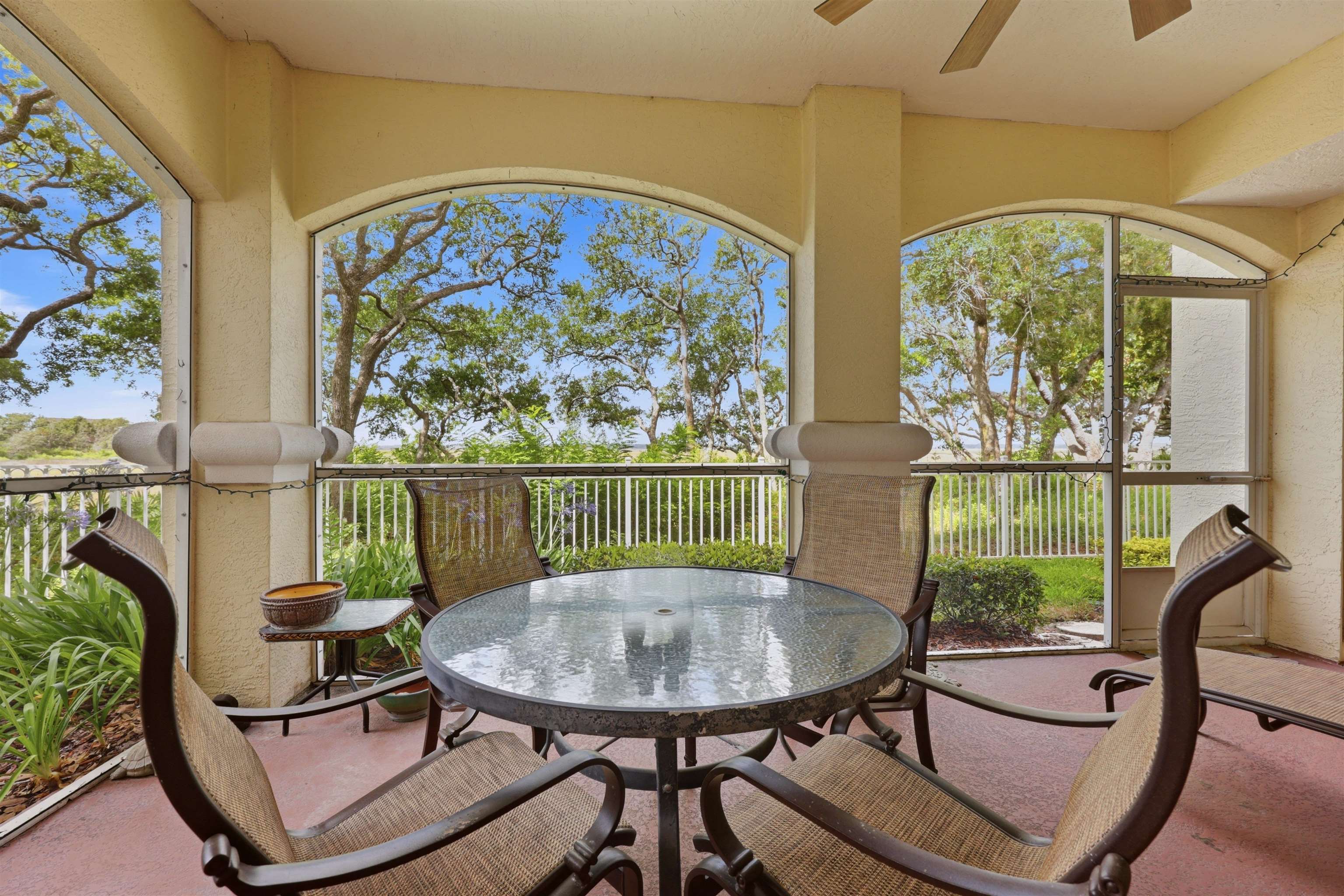 215 S Ocean Grande Dr Unit: 103