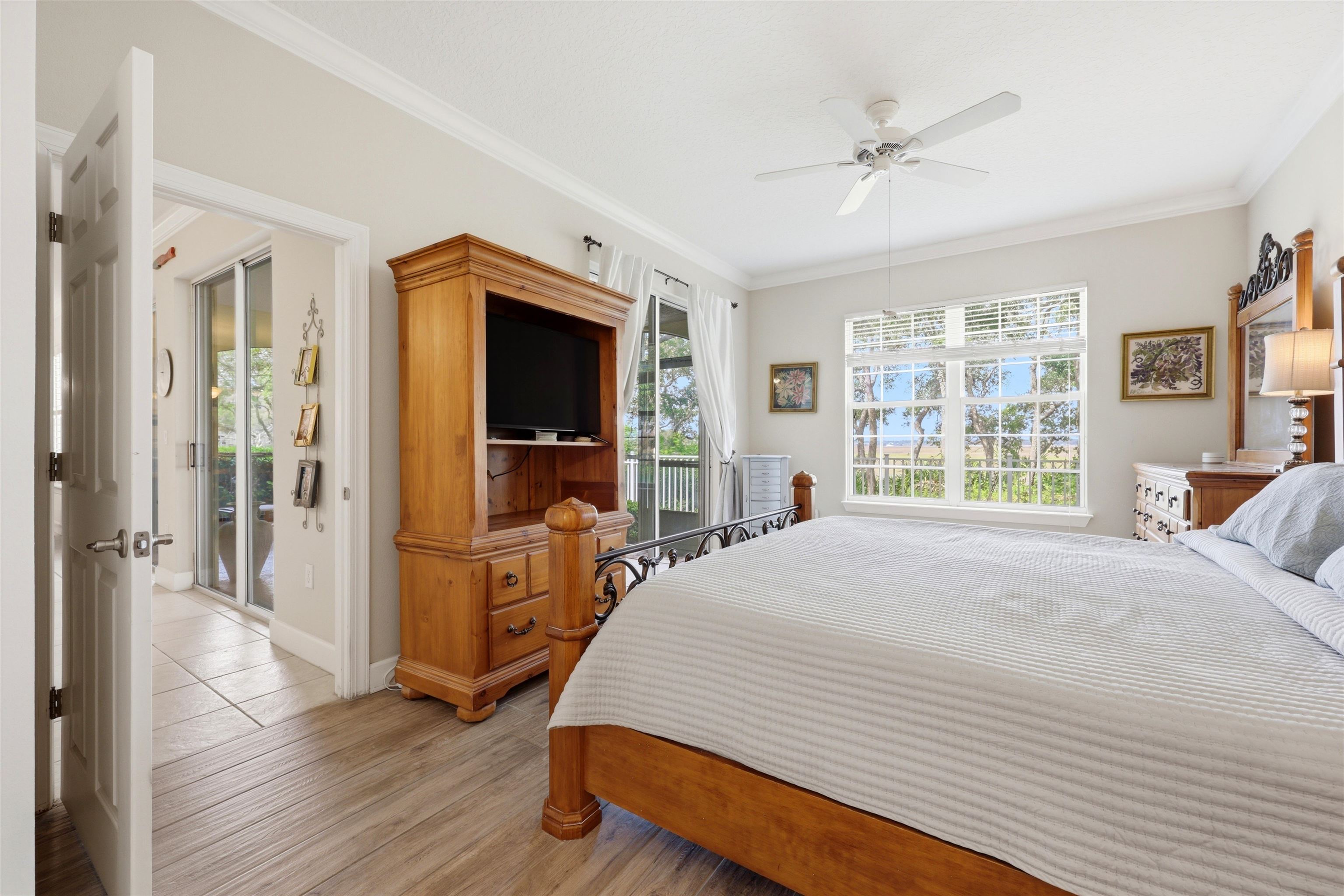 215 S Ocean Grande Dr Unit: 103