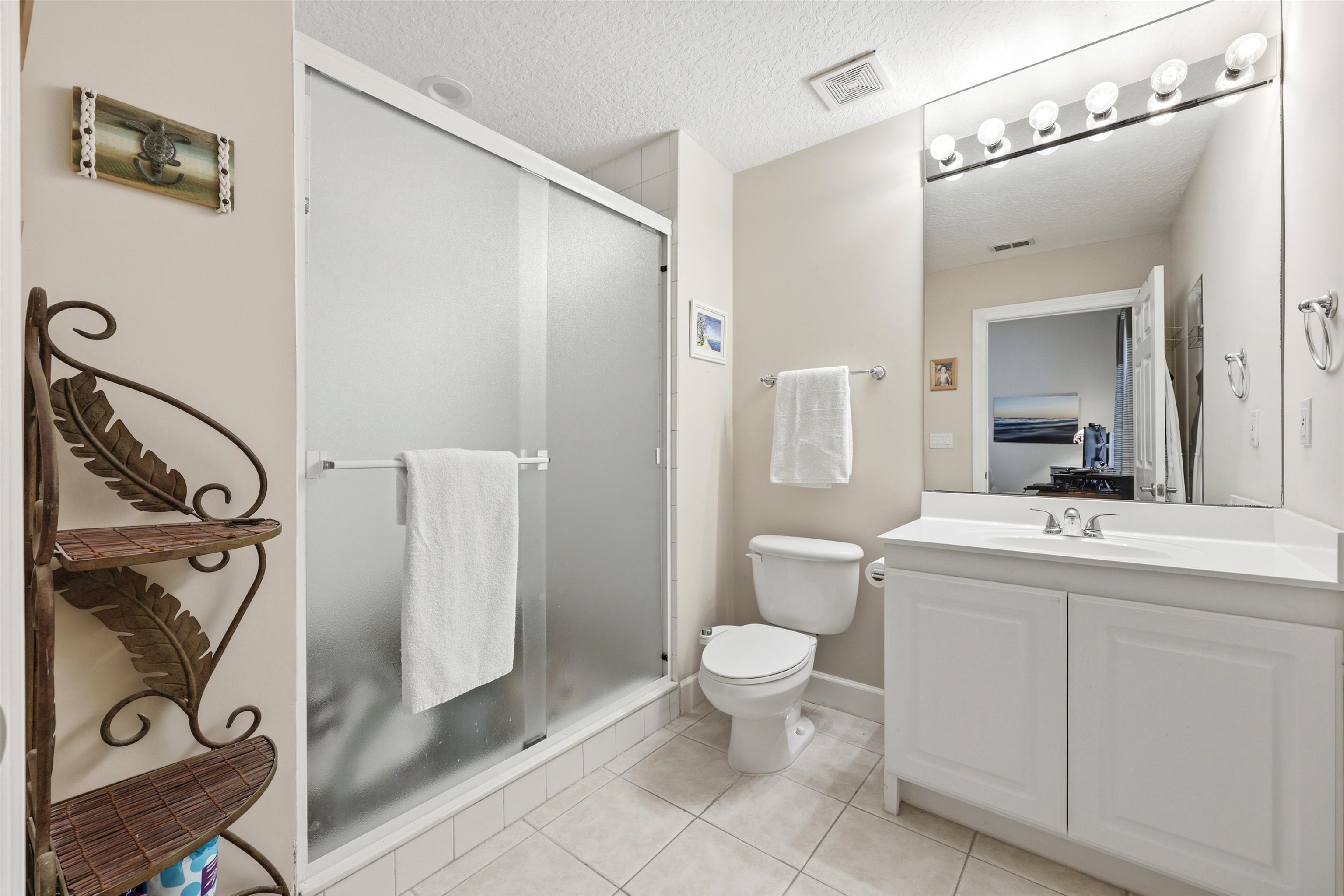 215 S Ocean Grande Dr Unit: 103