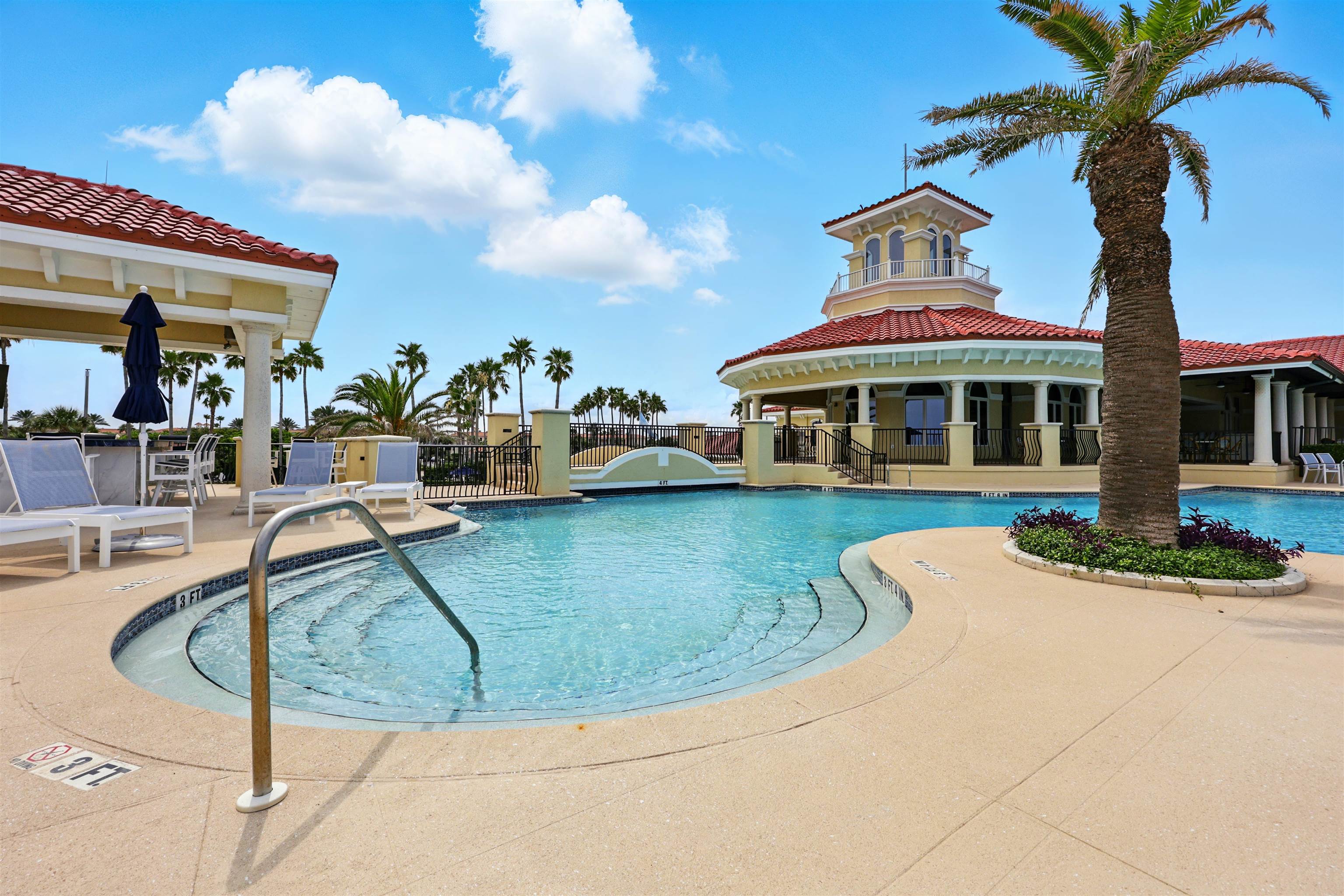 215 S Ocean Grande Dr Unit: 103