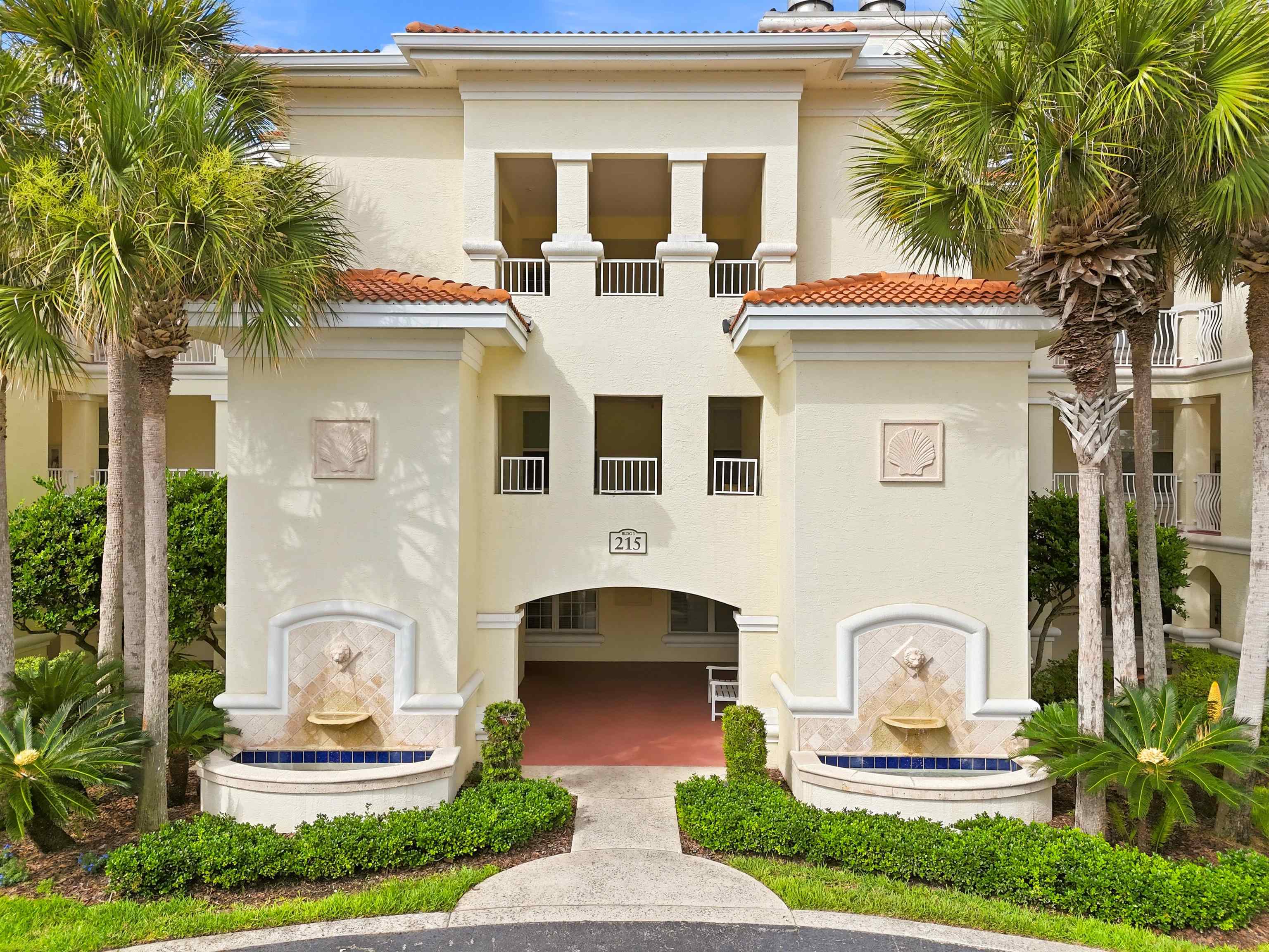 215 S Ocean Grande Dr Unit: 103