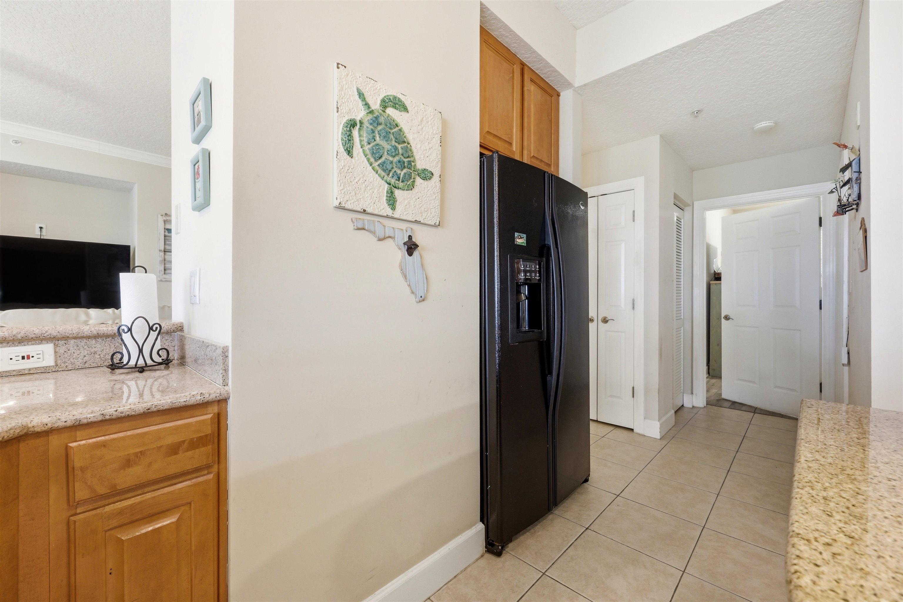 215 S Ocean Grande Dr Unit: 103