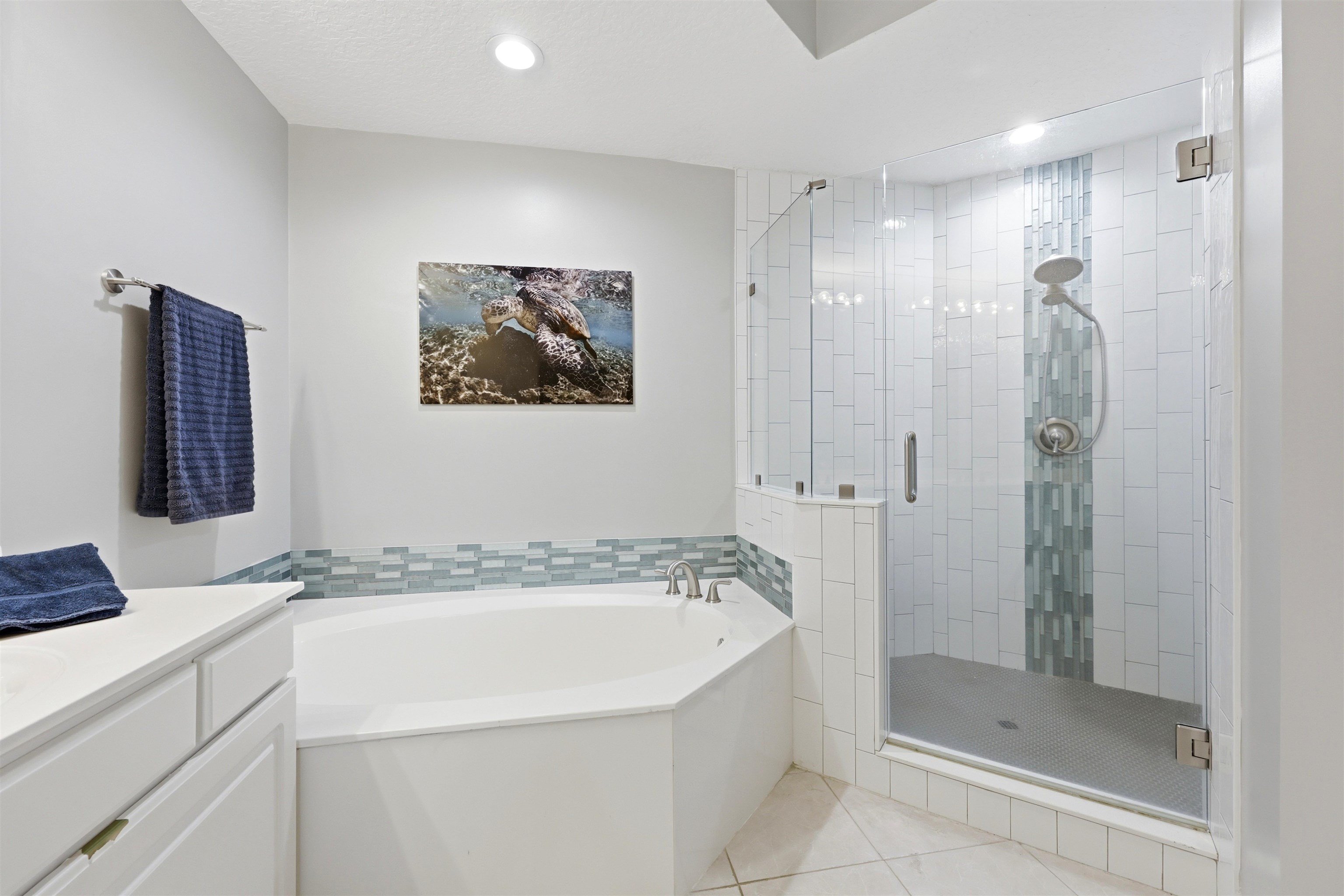 215 S Ocean Grande Dr Unit: 103