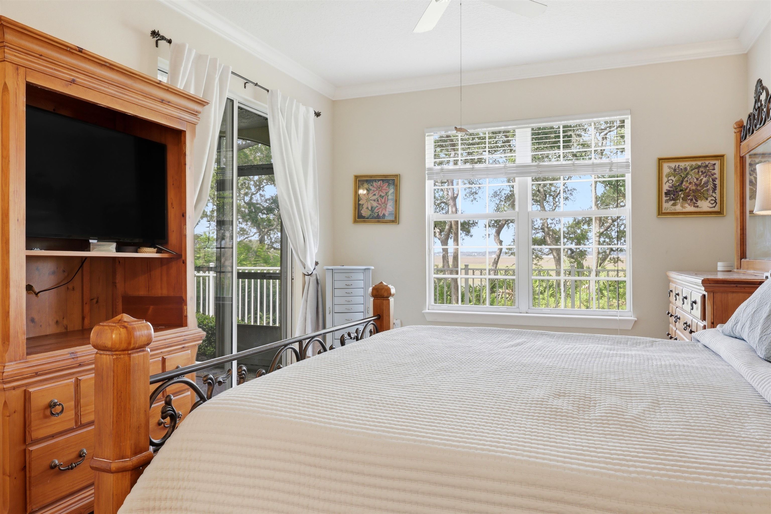 215 S Ocean Grande Dr Unit: 103