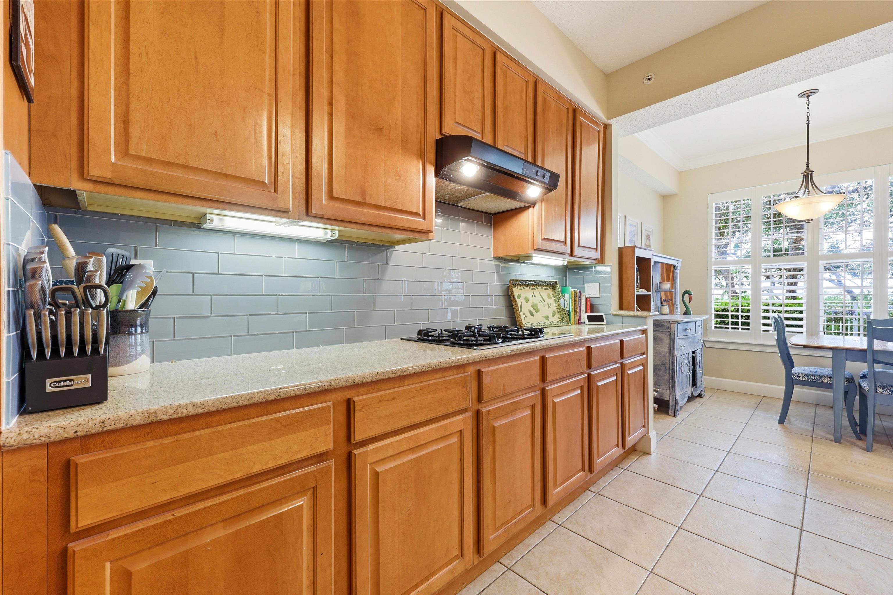 215 S Ocean Grande Dr Unit: 103