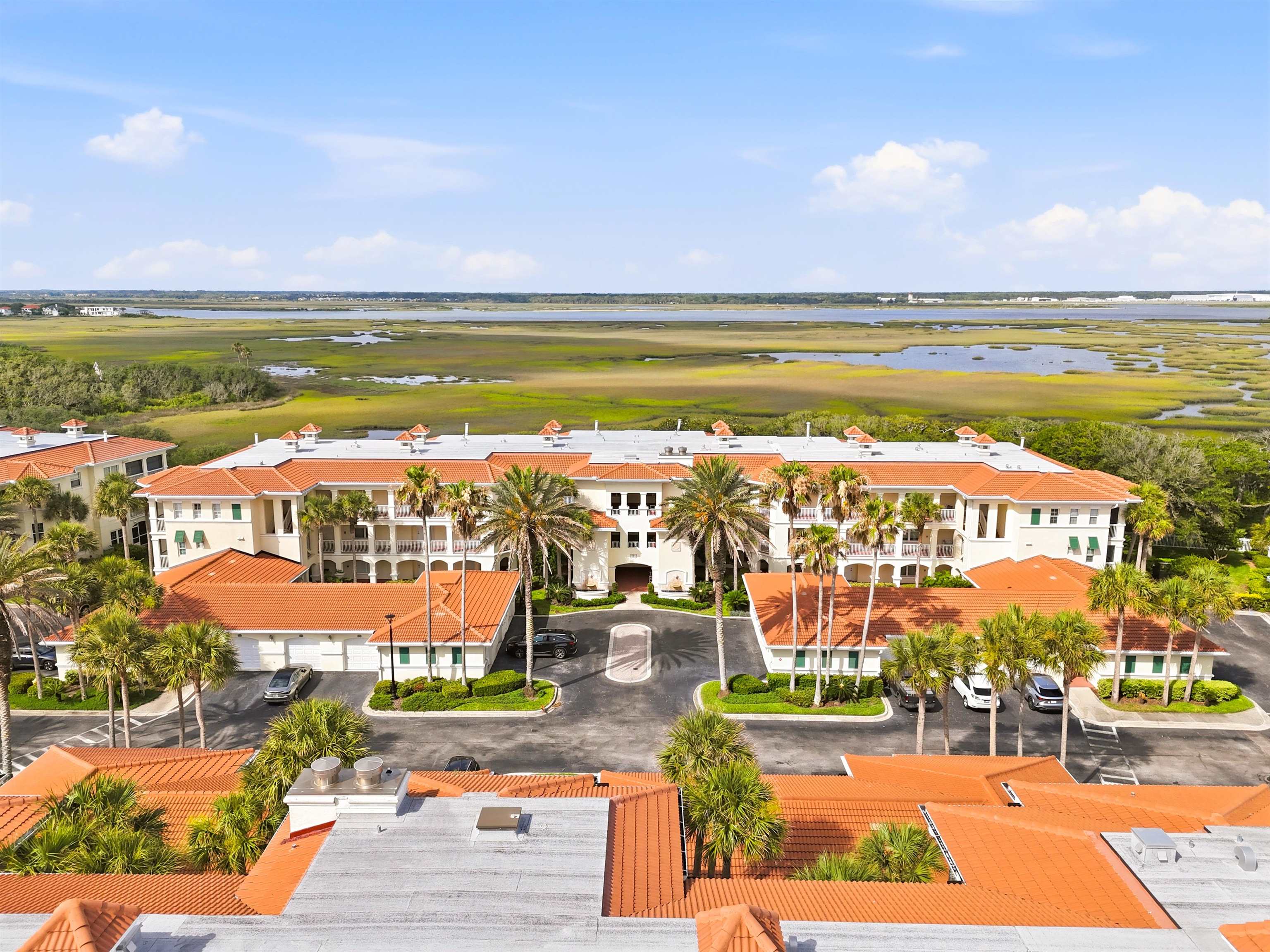215 S Ocean Grande Dr Unit: 103