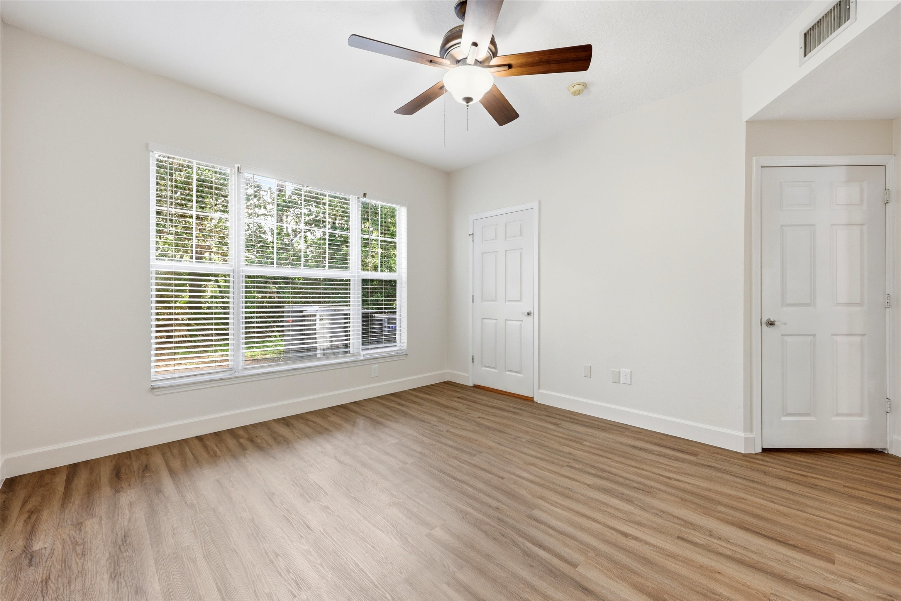 35111 Harbour Vista Circle