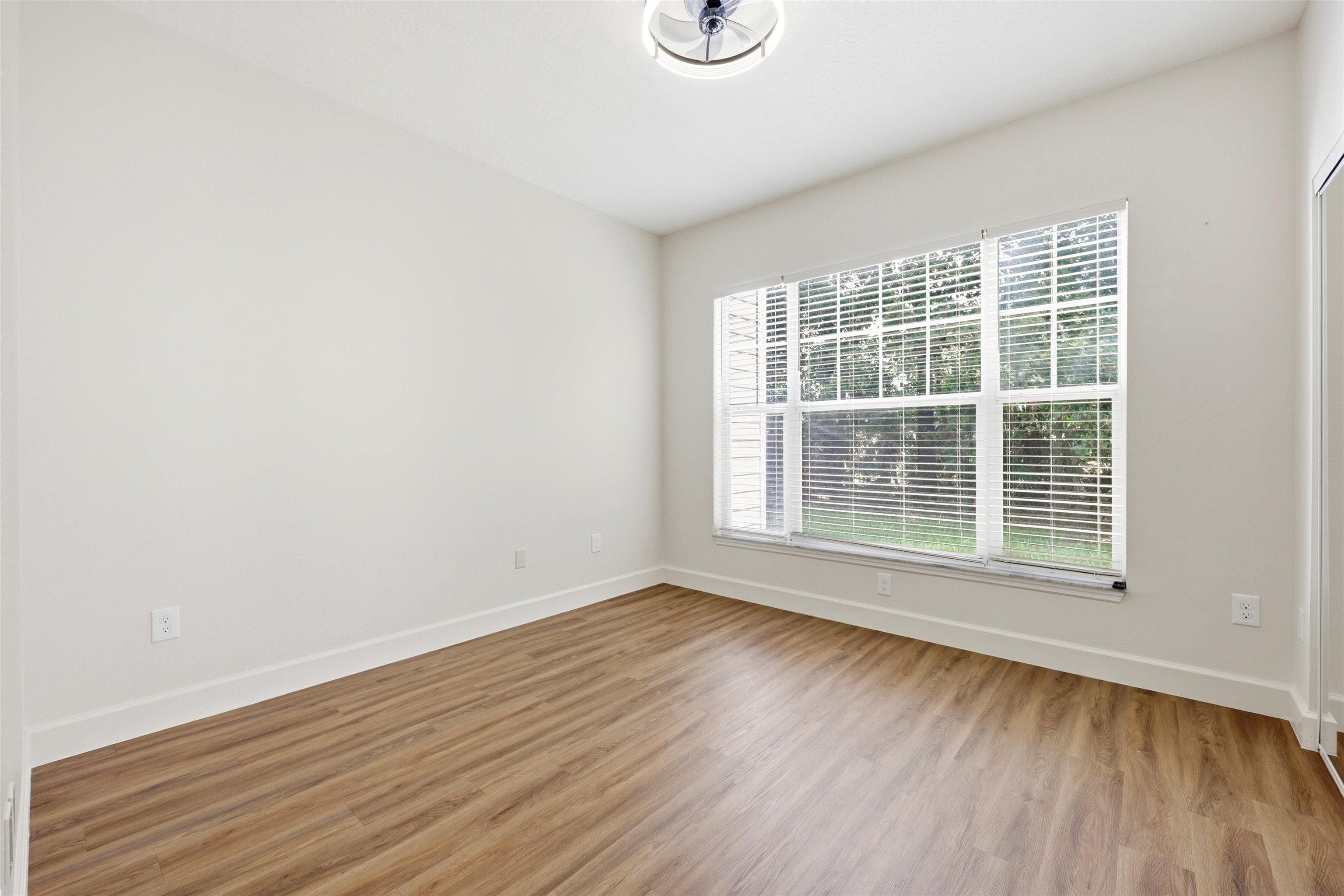 35111 Harbour Vista Circle
