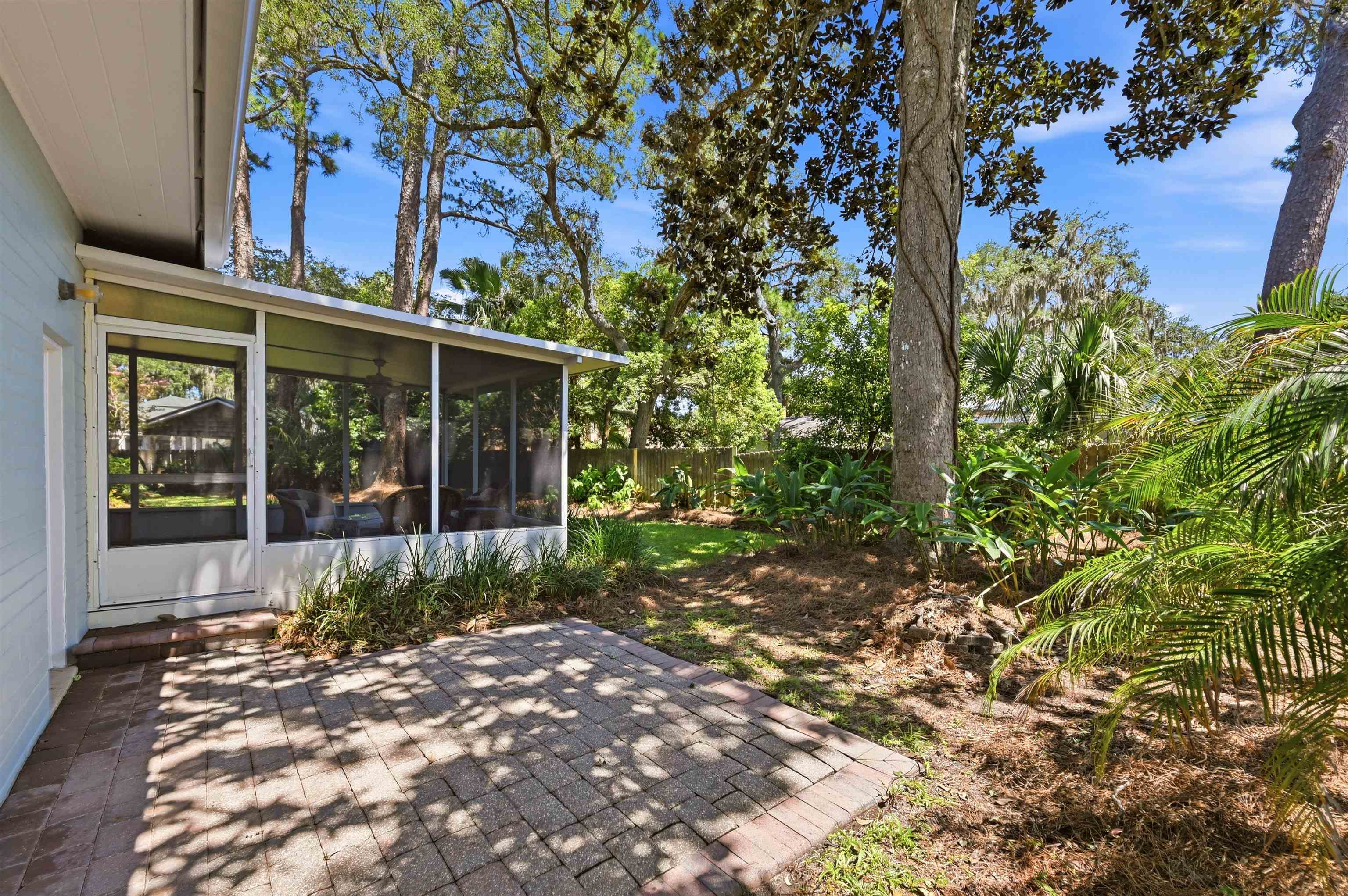 49 Sylvan Dr